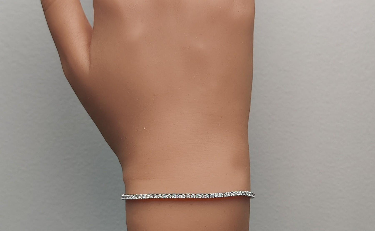 Natural White Round Diamond 2.47 Carat TW White Gold Tennis Bracelet