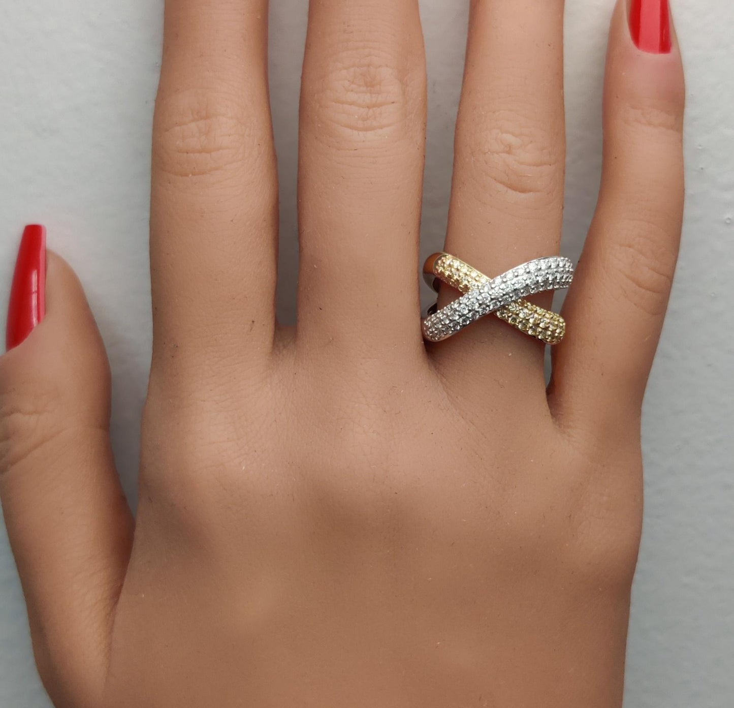 Natural Yellow Round Diamond 0.99 Carat TW Gold Cocktail Ring