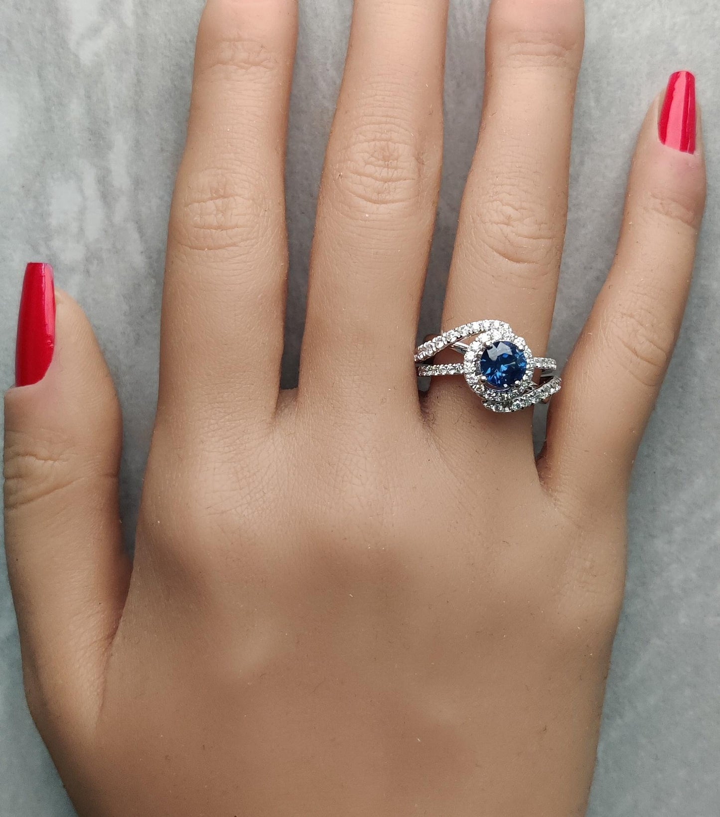Natural Blue Round Sapphire and White Diamond 2.72 Carat TW Gold Cocktail Ring