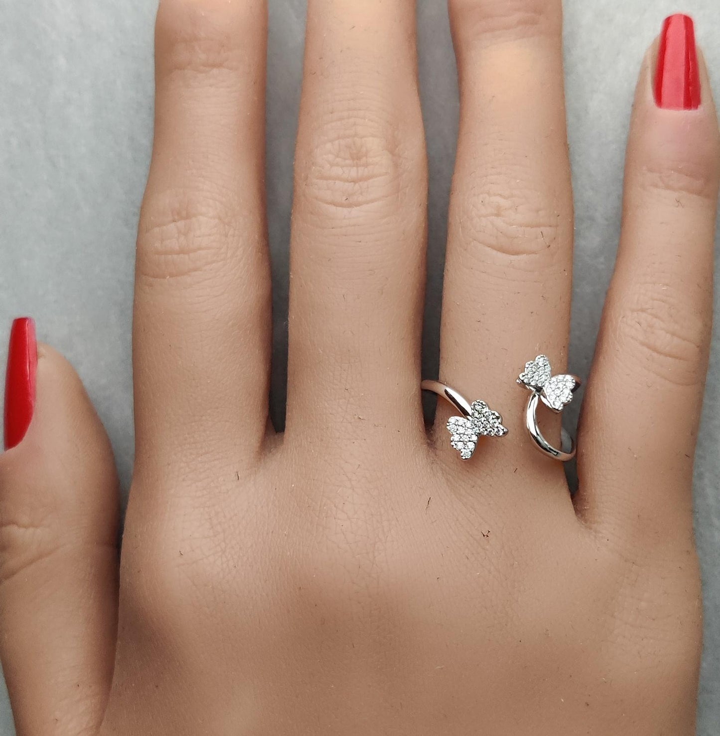 Natural White Round Diamond 0.21 Carat TW White Gold Cocktail Band