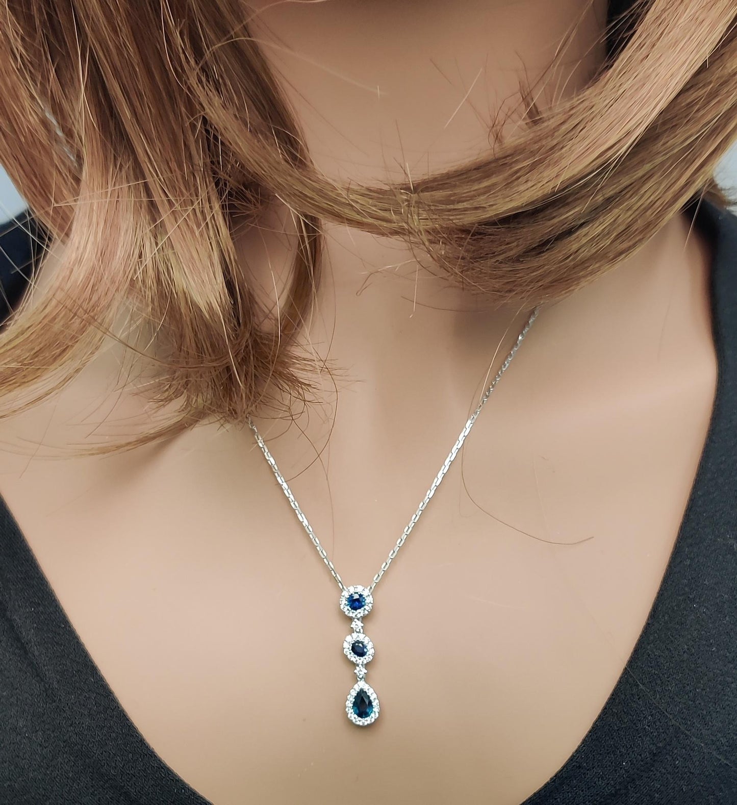 Natural Blue Sapphire and White Diamond 1.14 Carat TW Gold Drop Pendant