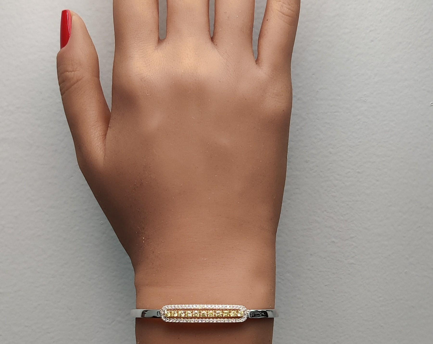 Natural Yellow Round and White Diamond 1.09 Carat TW Gold Cuff Bracelet