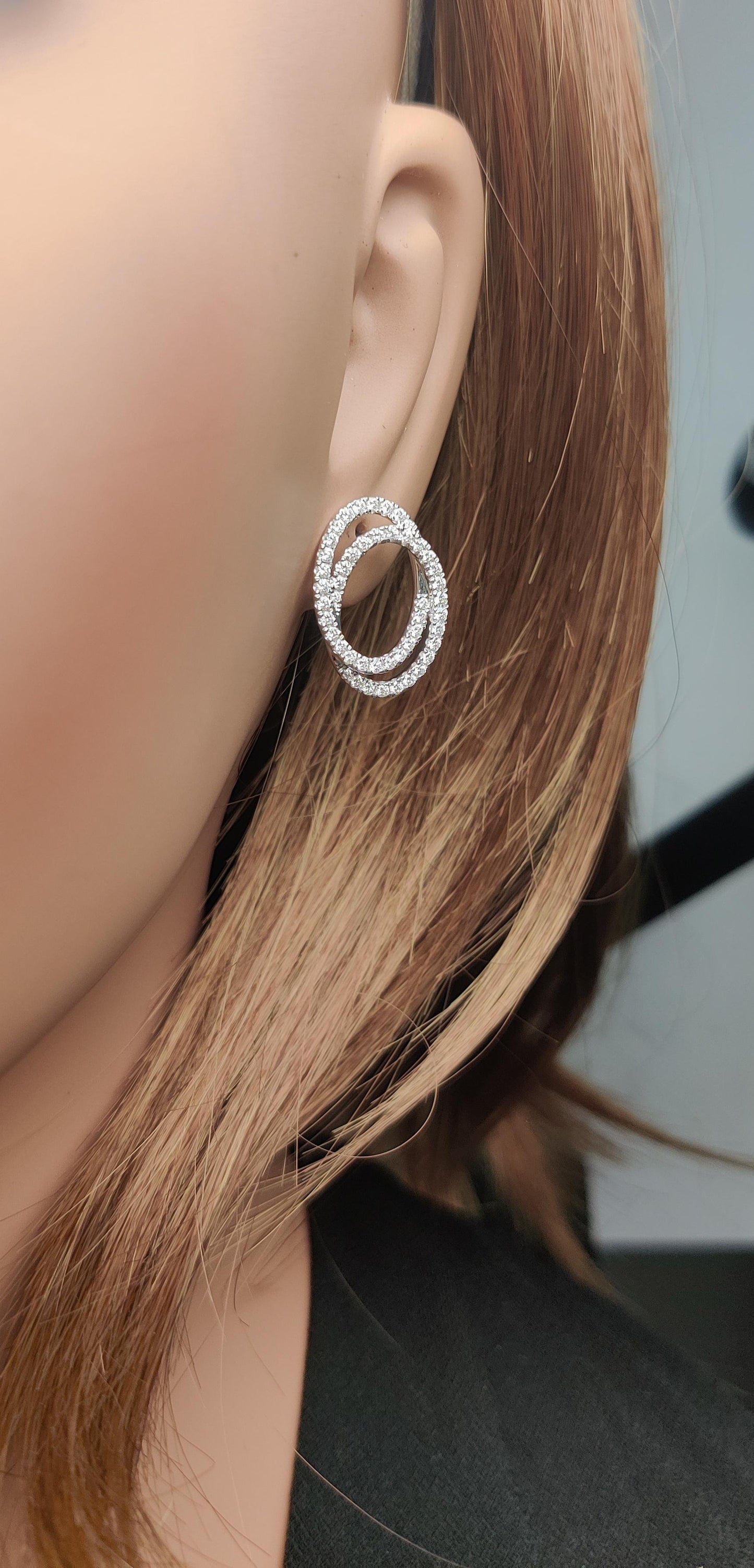 Natural White Round Diamond 0.85 Carat TW White Gold Stud Earrings