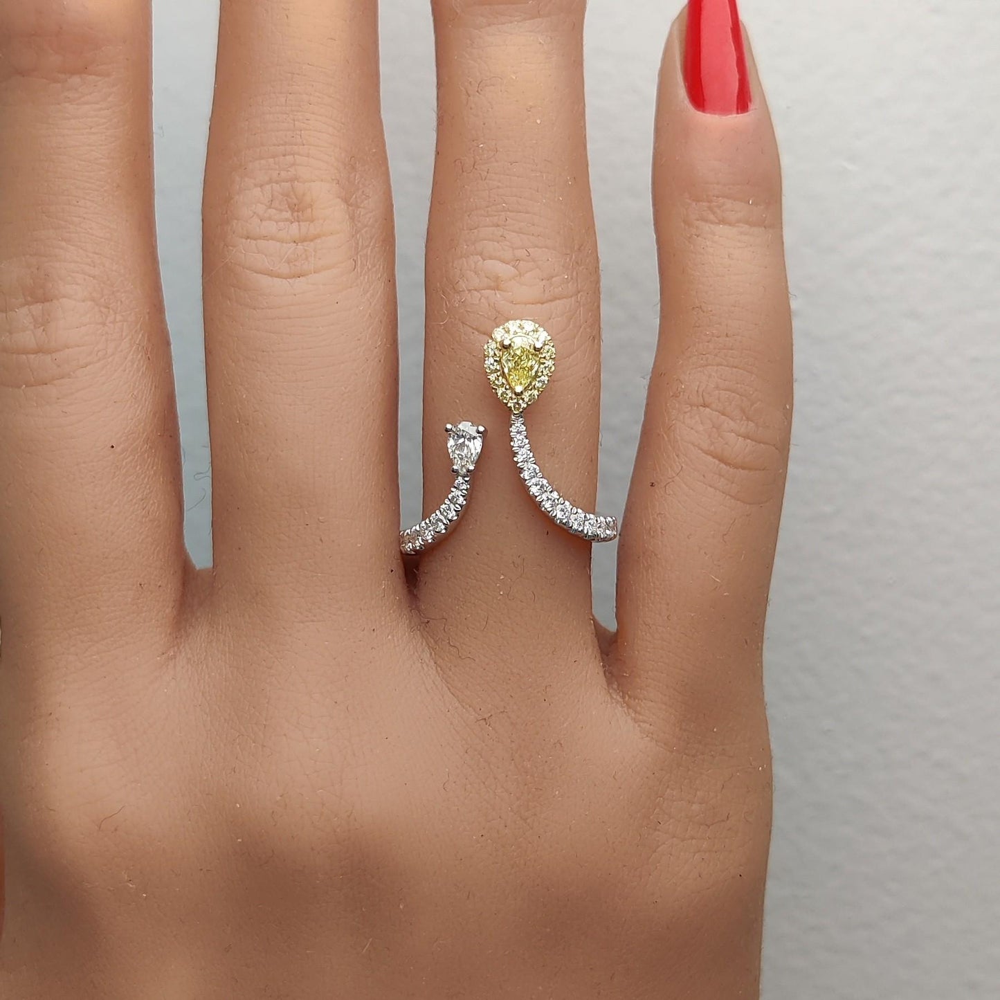 Natural Yellow Pear Diamond 0.85 Carat Tw Gold Cocktail Ring