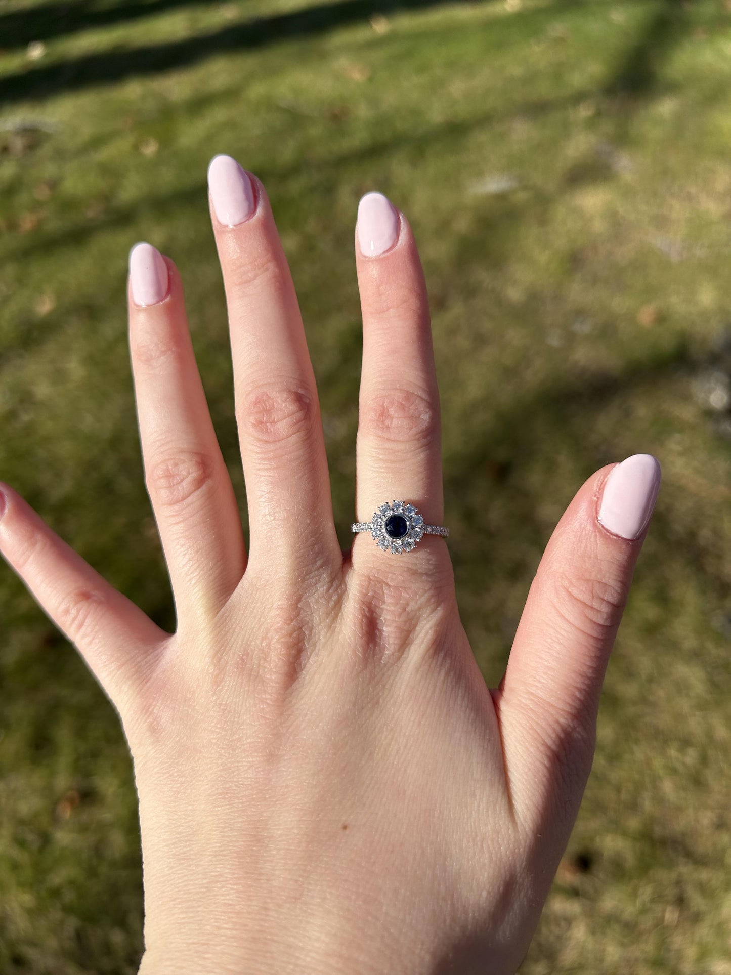 Natural Blue Round Sapphire and White Diamond 1.00 Carat TW White Gold Ring