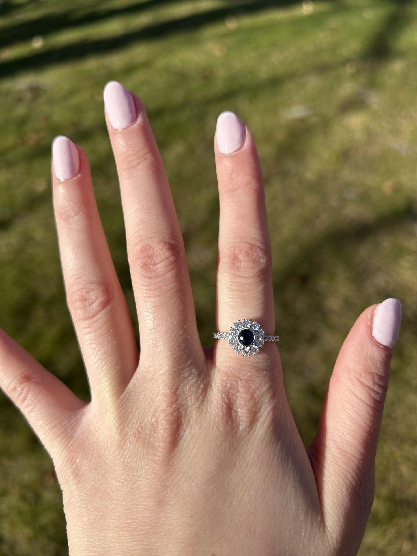 Natural Blue Round Sapphire and White Diamond 1.00 Carat TW White Gold Ring