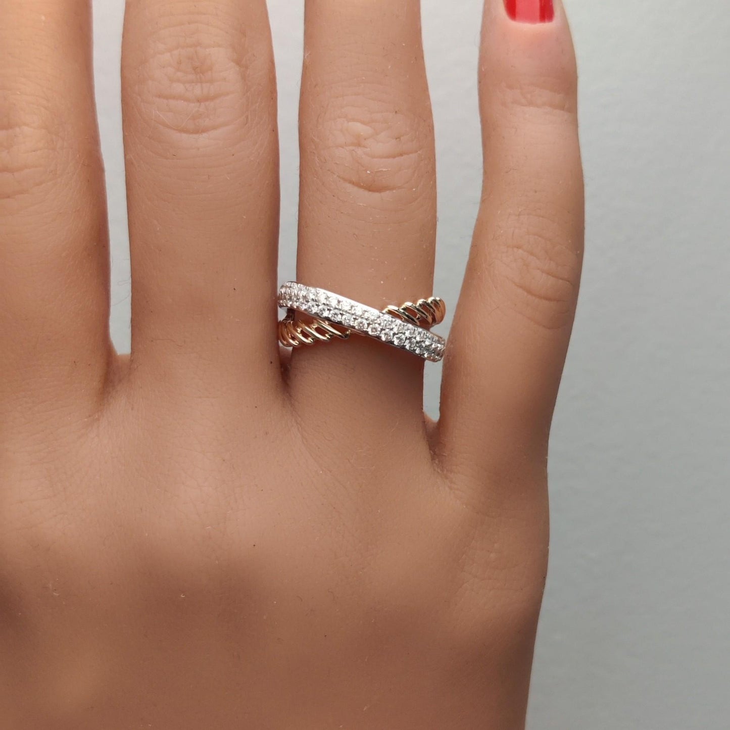Natural White Round Diamond 0.52 Carat TW Gold Cocktail Band