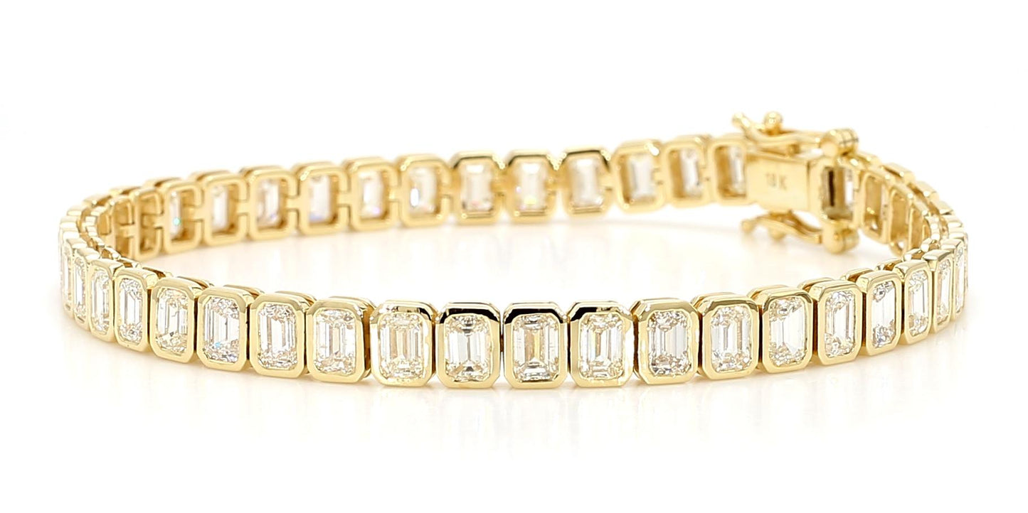 Natural White Emerald Diamond 8.50 Carat TW Yellow Gold Tennis Bracelet