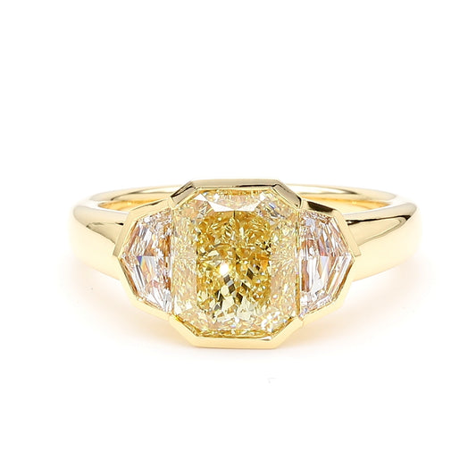 GIA Certified Natural Light Yellow Radiant Diamond 3.53 Carat TW Gold Ring