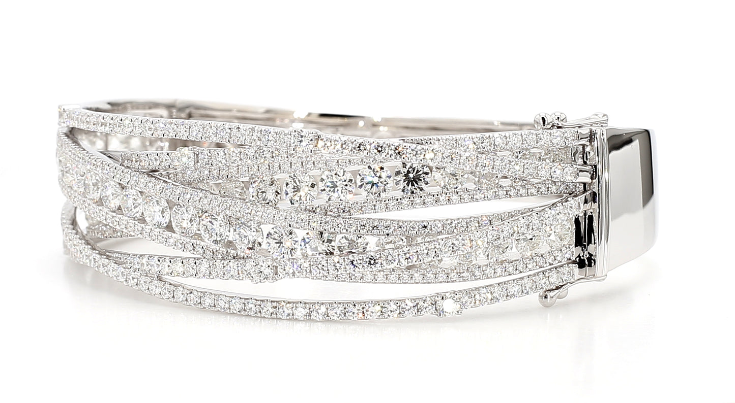 Natural White Round Diamond 13.16 Carat TW Gold Cuff Bracelet
