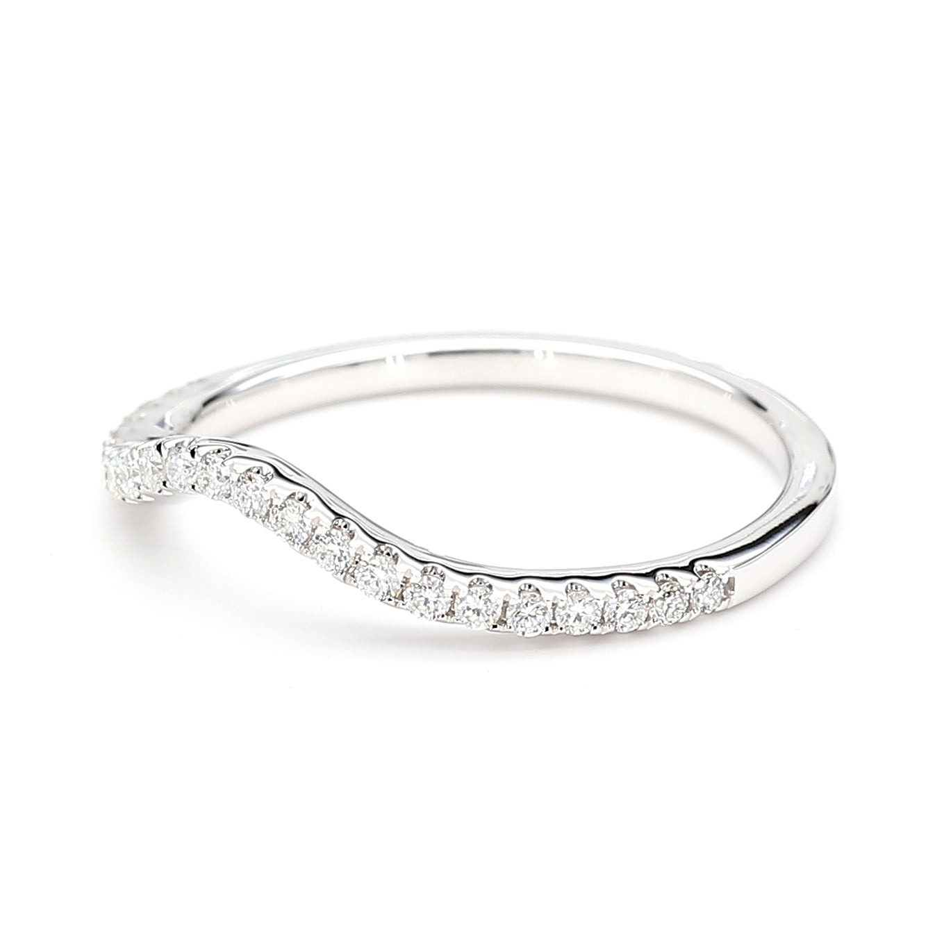 Natural Round White Diamond 0.19 Carat TW Gold Band