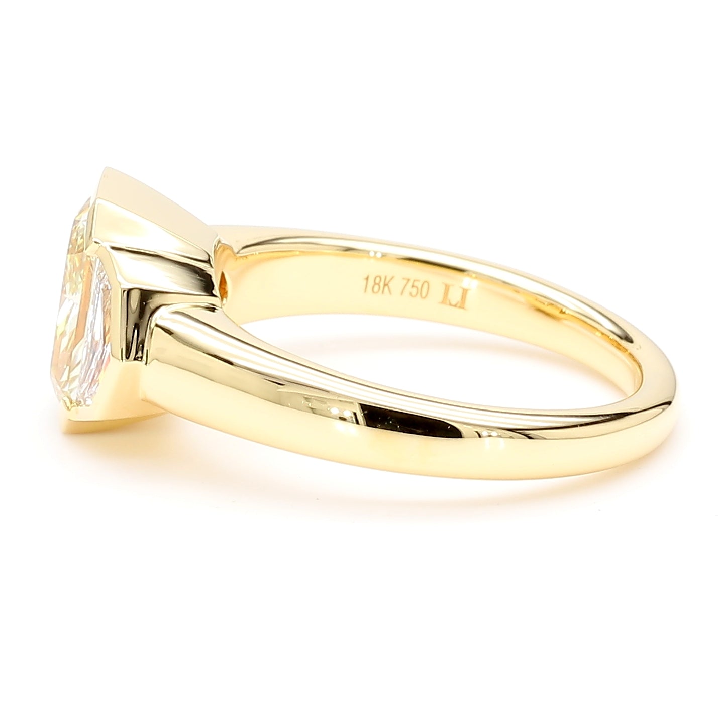 GIA Certified Natural Light Yellow Radiant Diamond 3.53 Carat TW Gold Ring