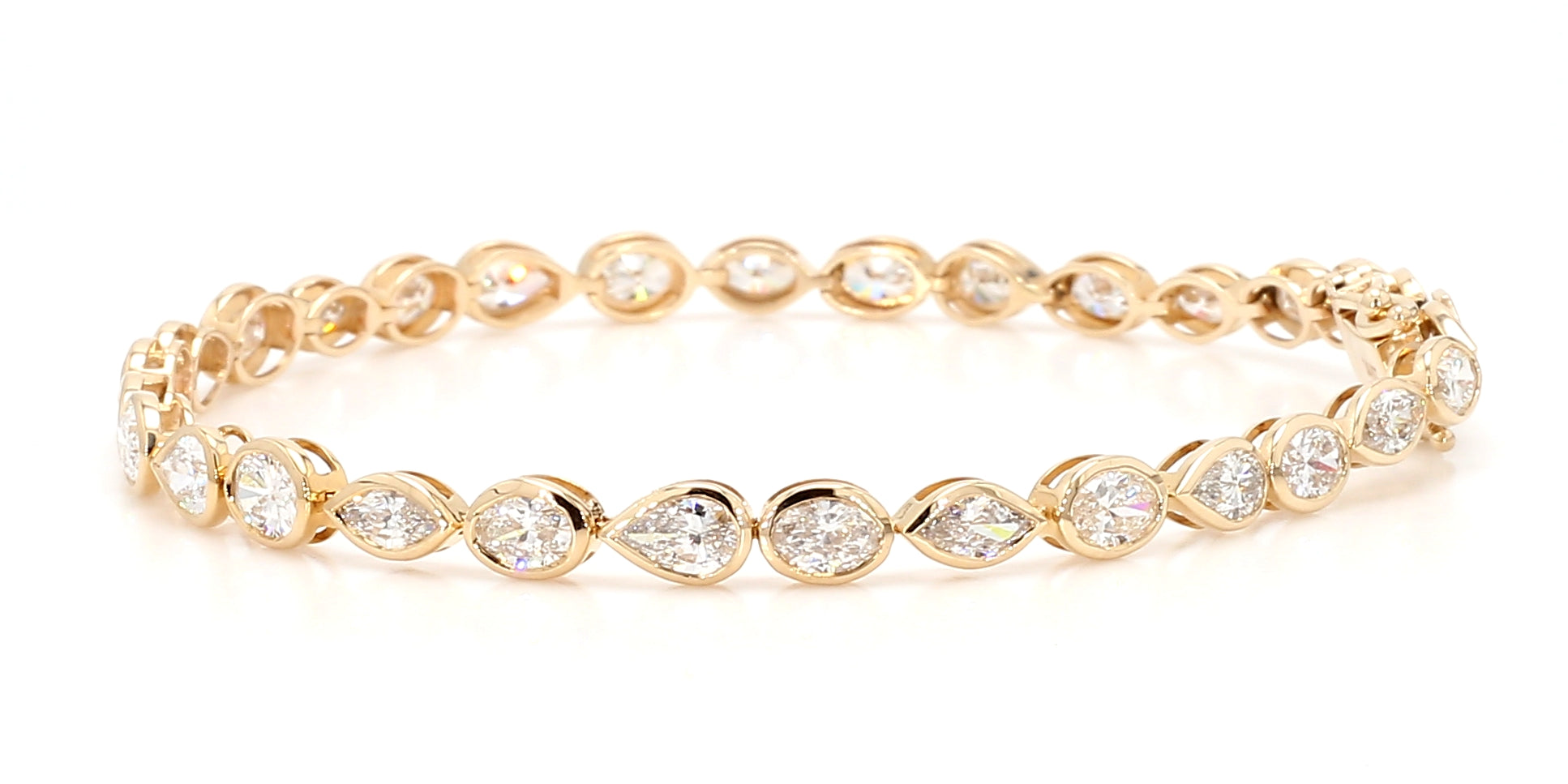 Natural White Oval Diamond 6.19 Carat TW Gold Tennis Bracelet