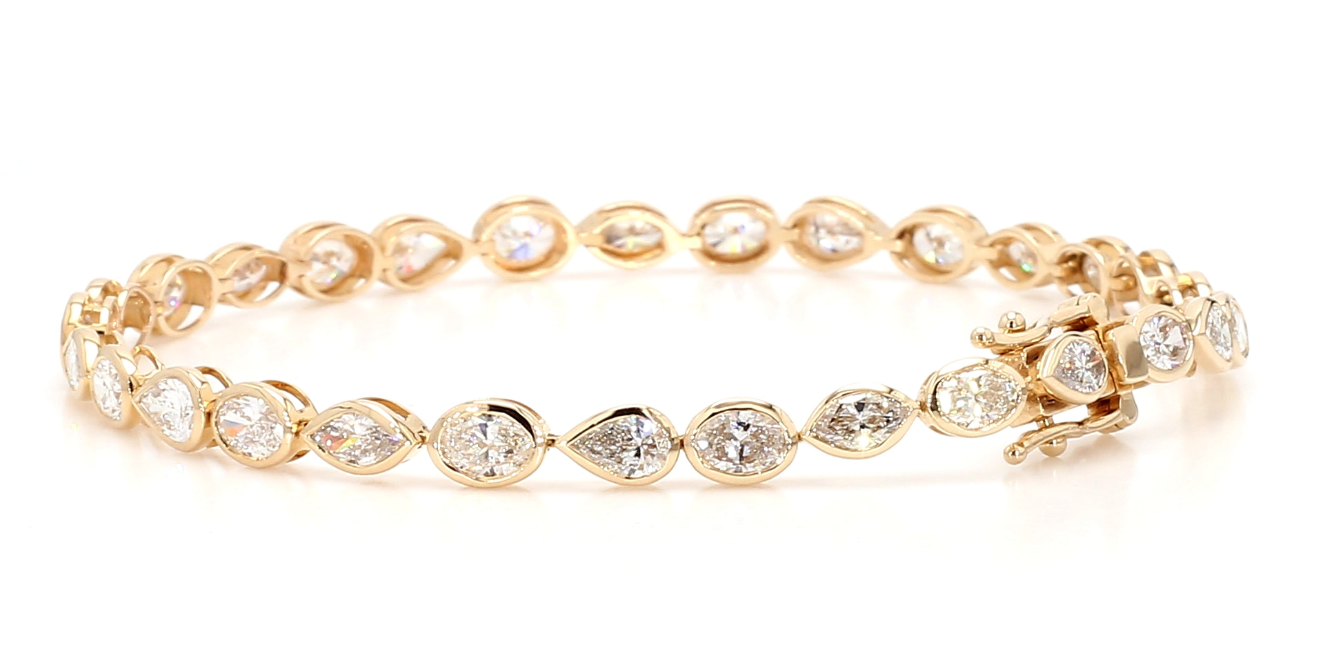 Natural White Oval Diamond 6.19 Carat TW Gold Tennis Bracelet