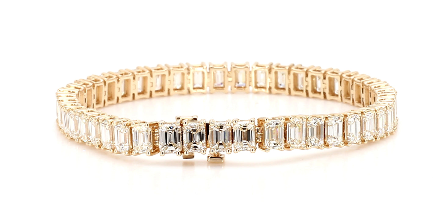 Natural White Emerald Diamond 11.10 Carat TW Gold Bracelet
