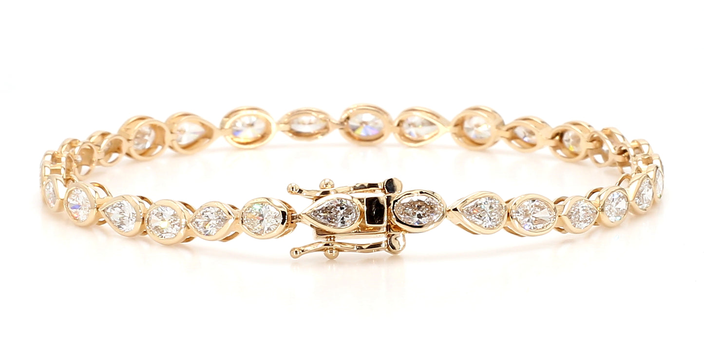 Natural White Oval Diamond 6.19 Carat TW Gold Tennis Bracelet
