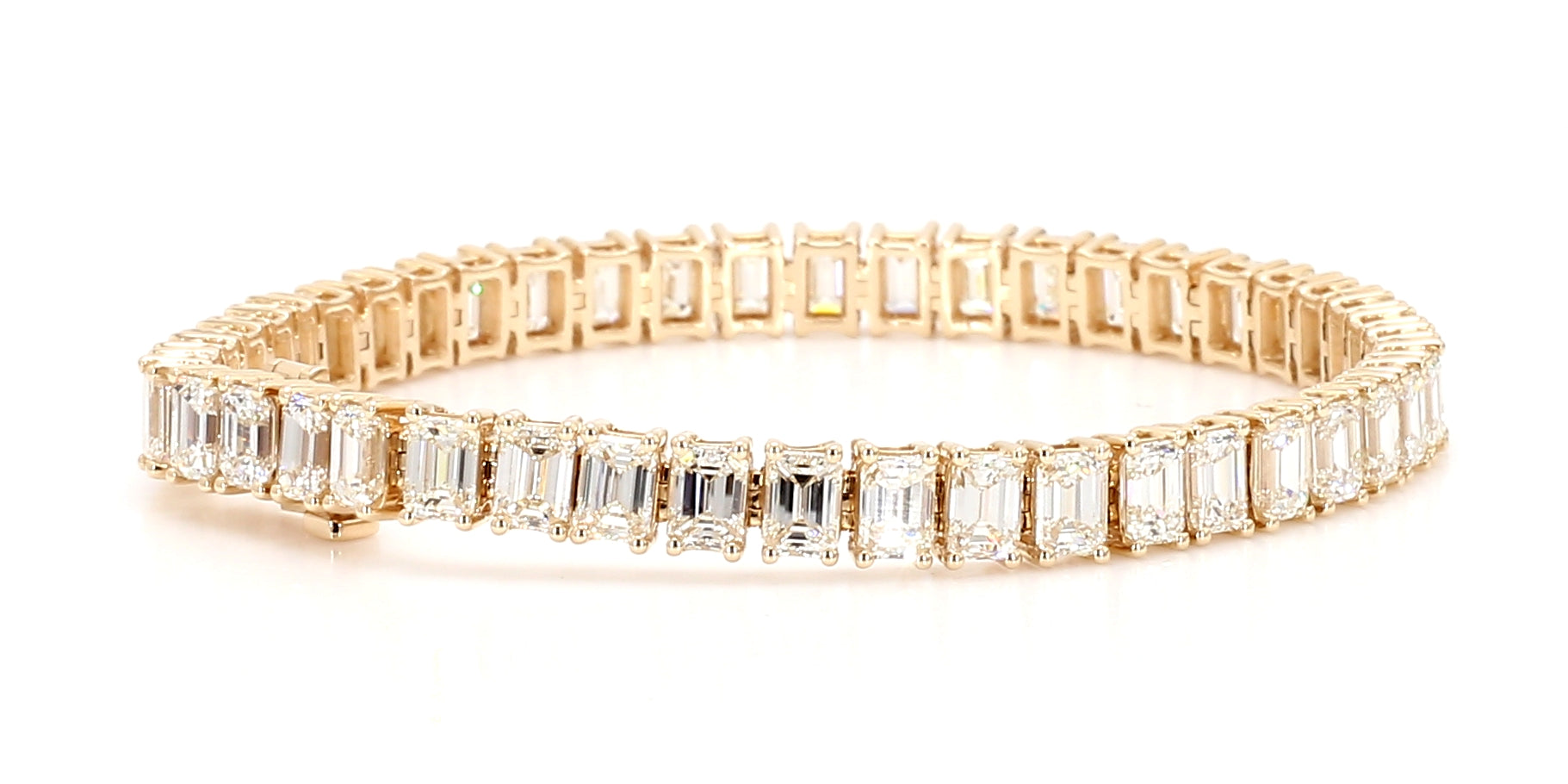 Natural White Emerald Diamond 11.10 Carat TW Gold Bracelet