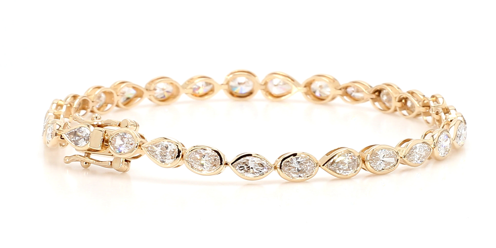 Natural White Oval Diamond 6.19 Carat TW Gold Tennis Bracelet