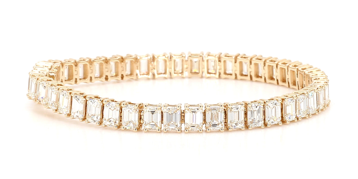 Natural White Emerald Diamond 11.10 Carat TW Gold Bracelet