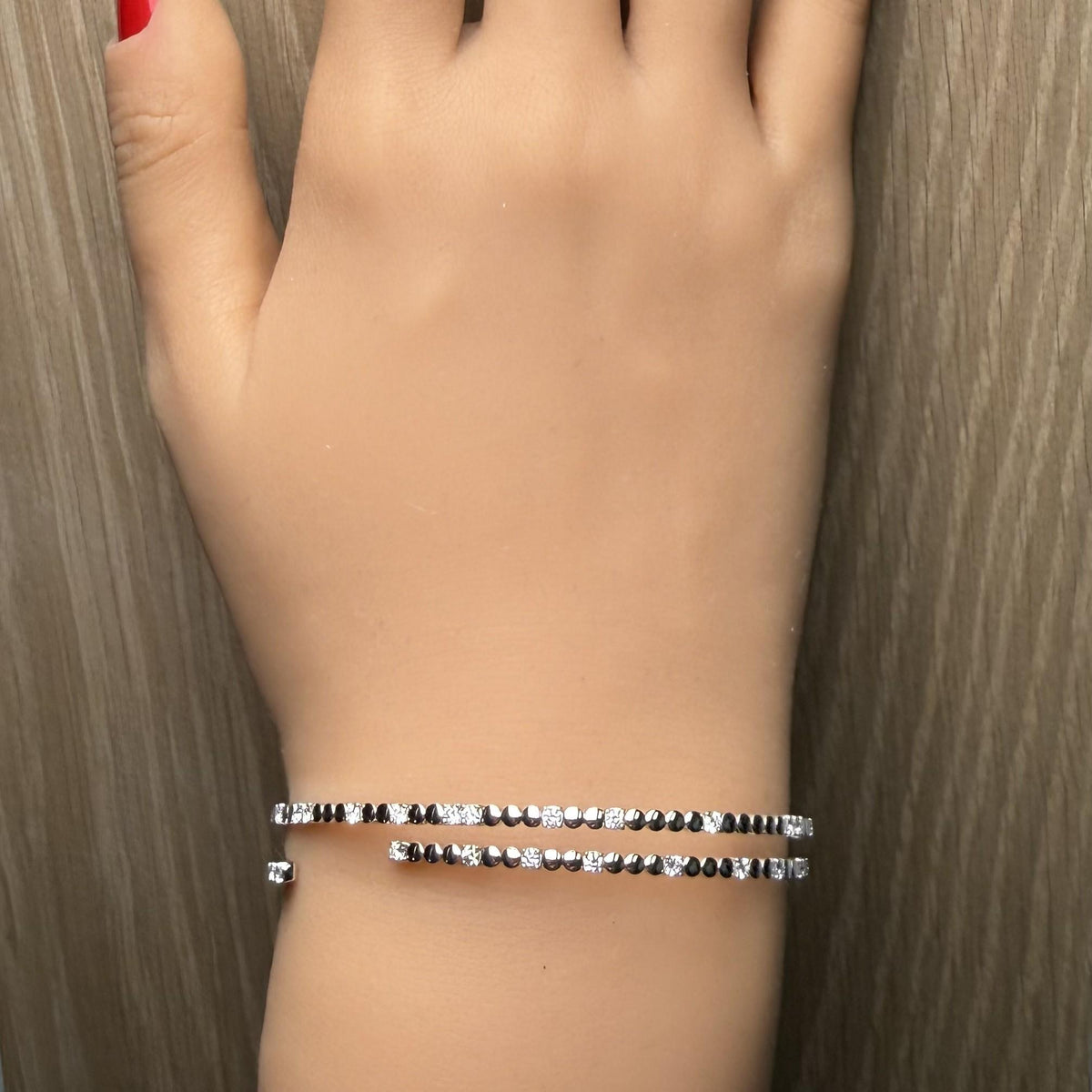 Natural White Round Diamond 1.54 Carat TW Gold Bracelet