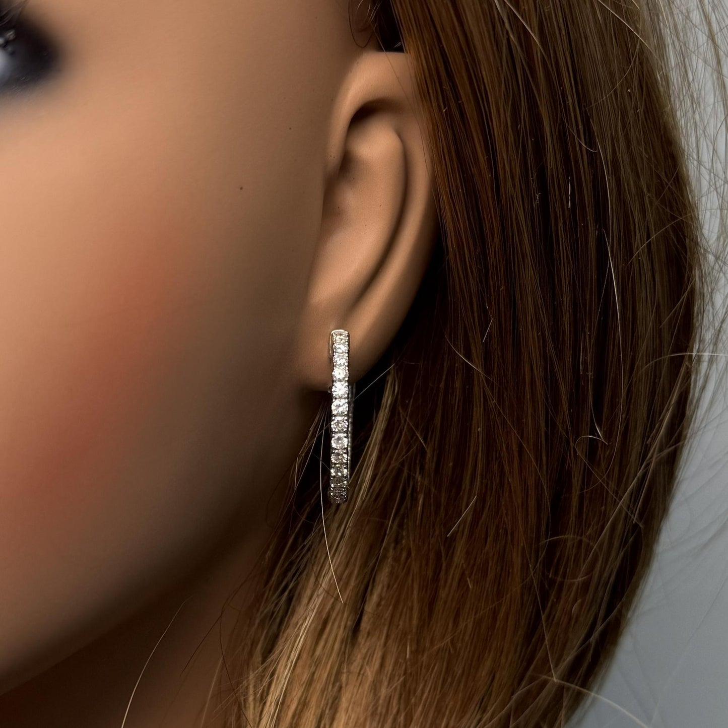 Natural White Round Diamond 1.75 Carat TW White Gold Hoop Earrings