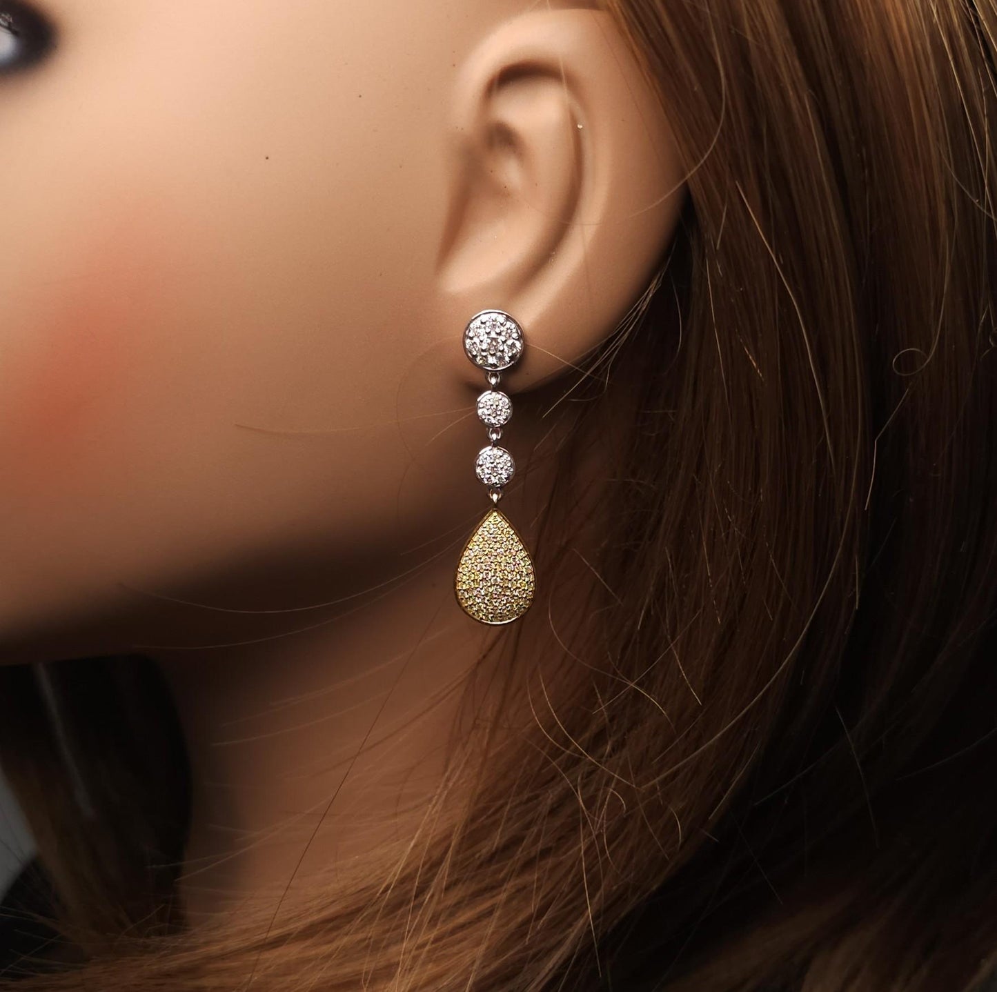 Natural Yellow Round Diamond 1.66 Carat TW Gold Drop Earrings