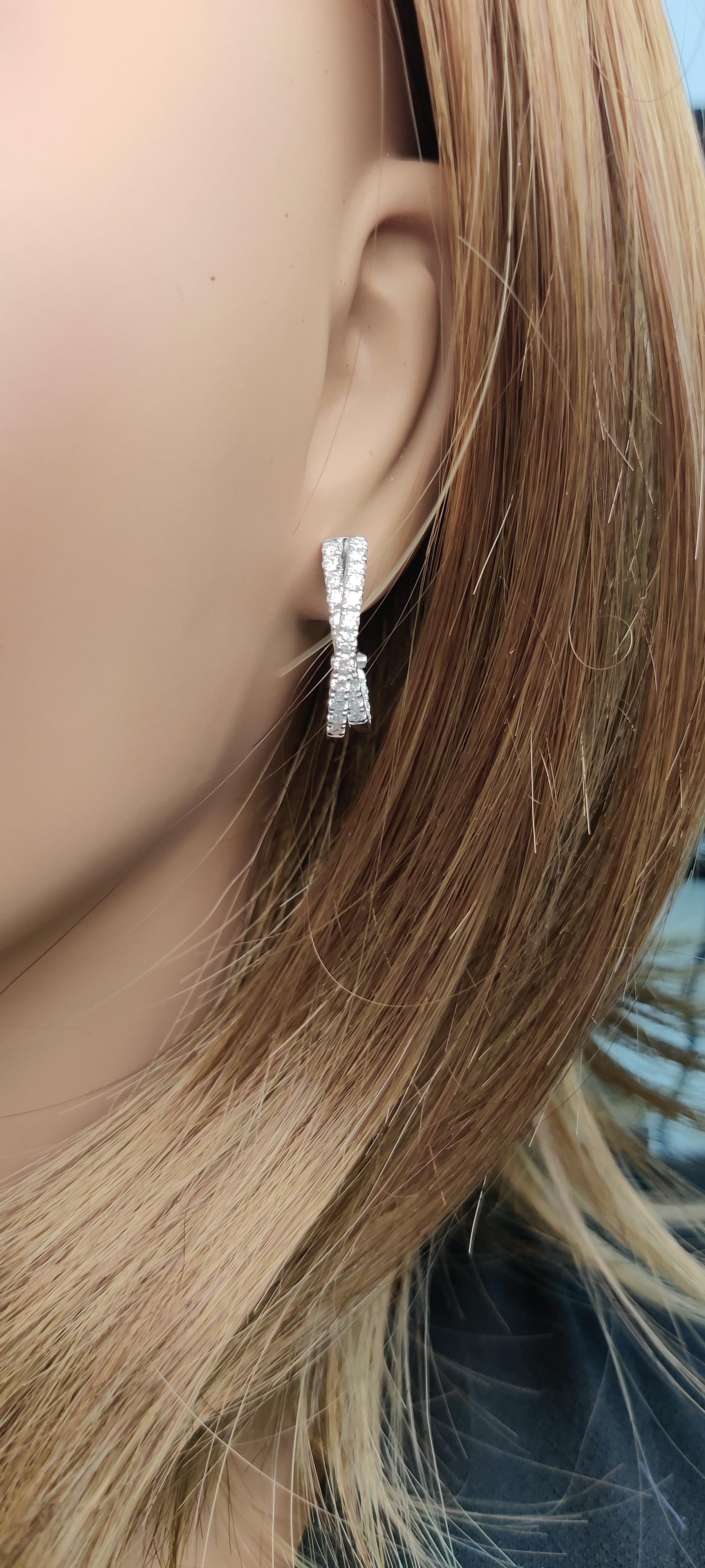 Natural White Round Diamond 1.66 Carat TW White Gold Hoop Earrings