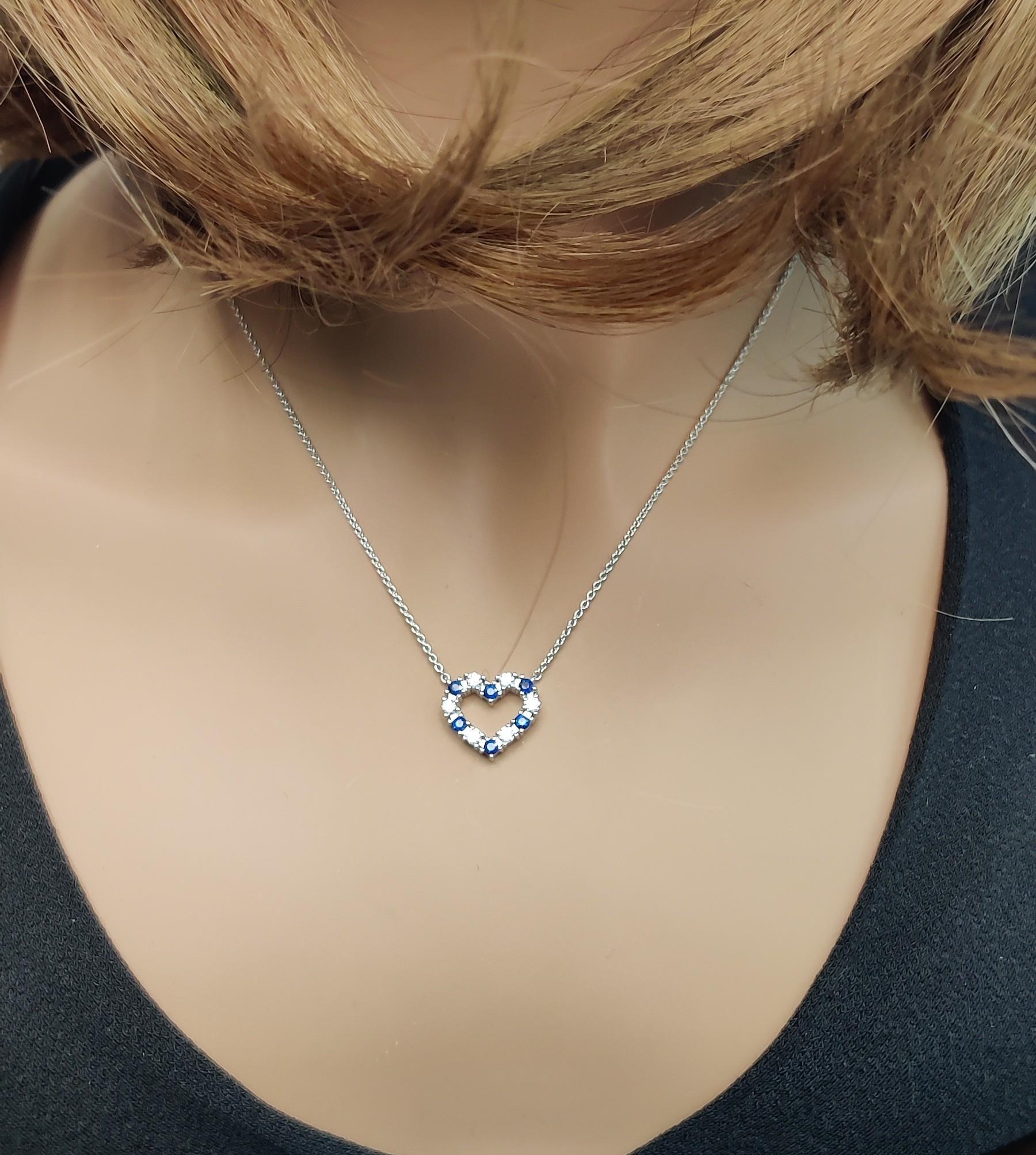 Natural Blue Round Sapphire and White Diamond 0.53 Carat TW White Gold Necklace