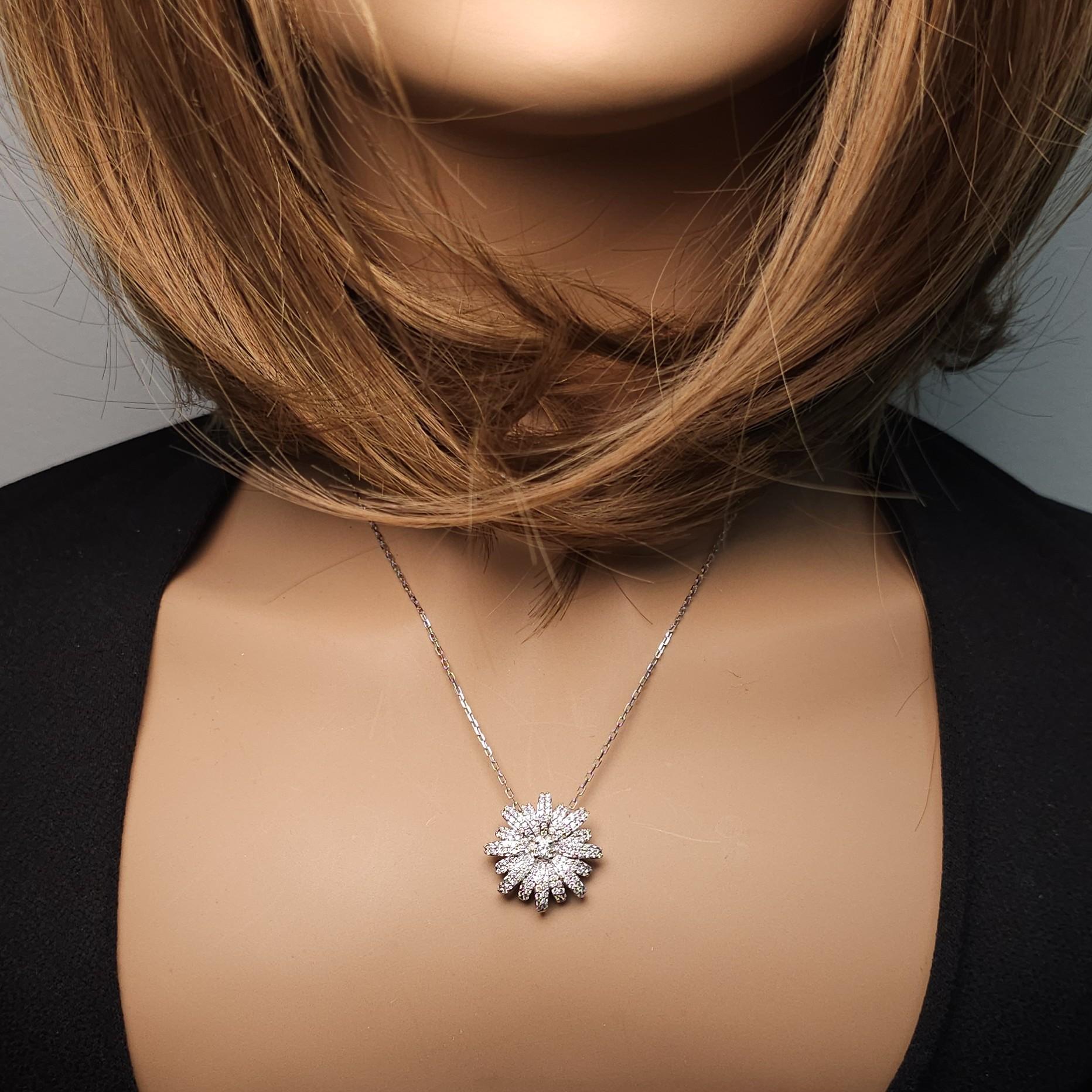 Natural White Round Diamond 0.78 Carat TW White Gold Drop Pendant
