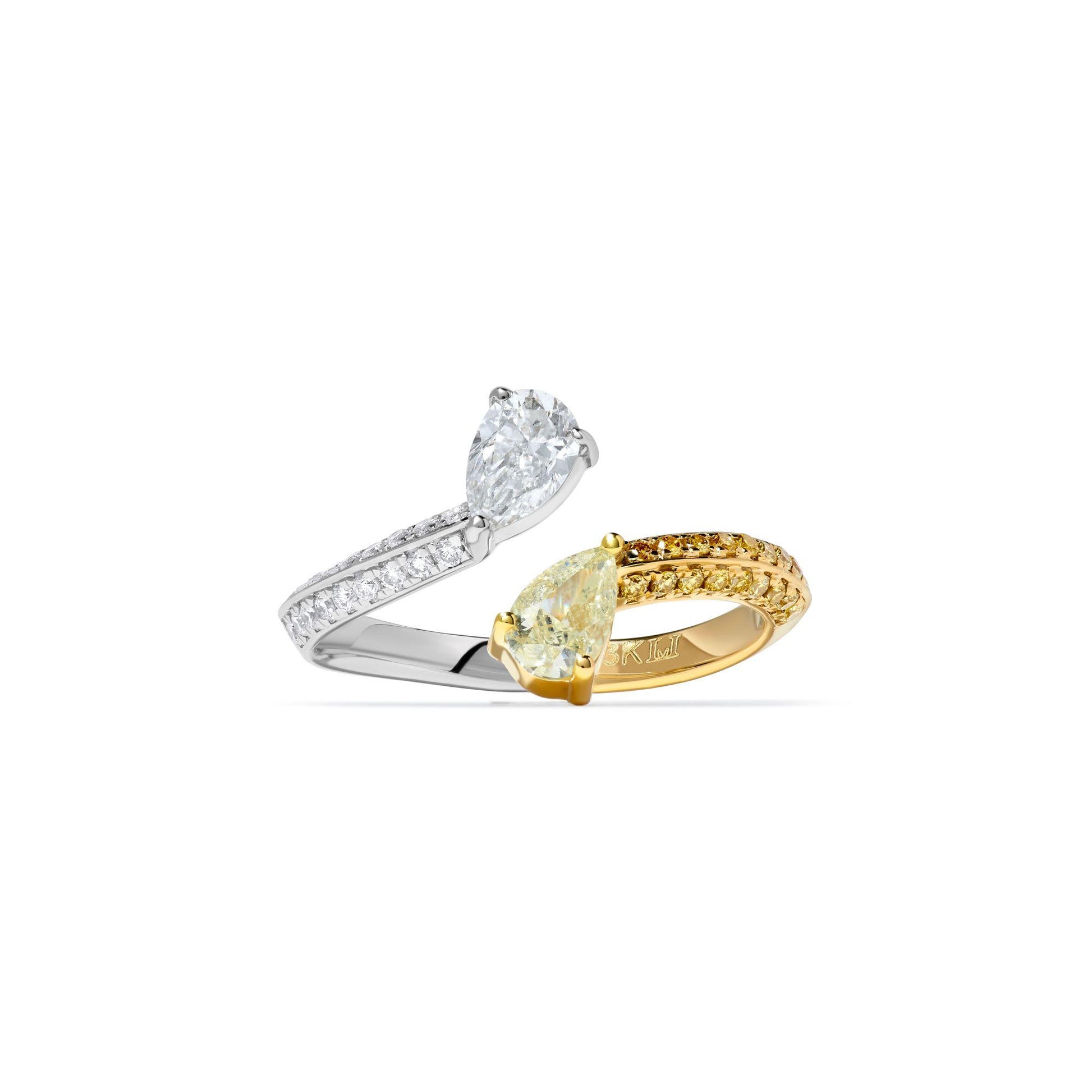 Natural Yellow Pear and White Diamond 1.27 Carat TW Yellow Gold Cocktail Ring