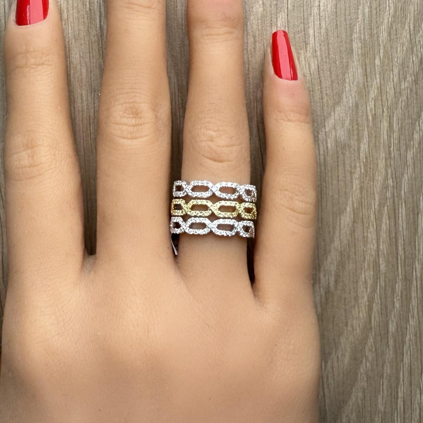 Natural Yellow Round Diamond 1.01 Carat TW Gold Ring