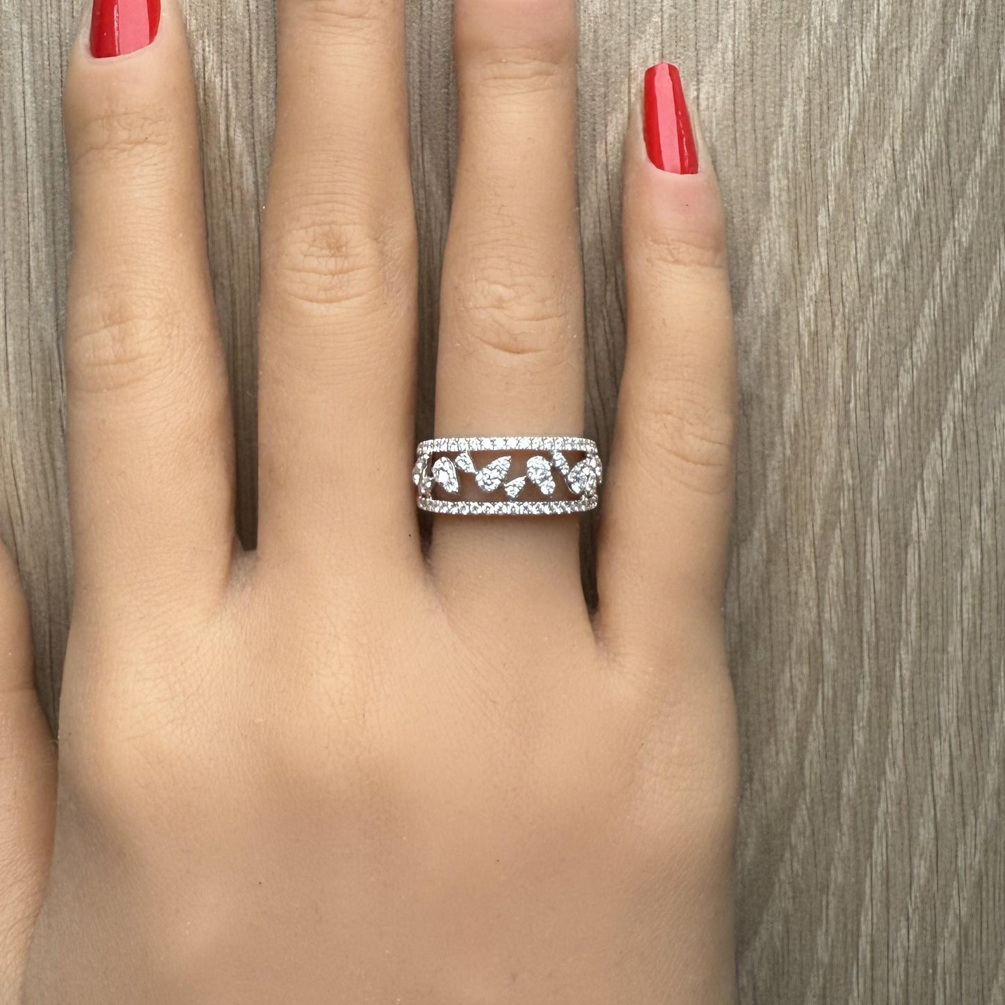 Natural White Round Diamond 0.77 Carat TW Gold Ring