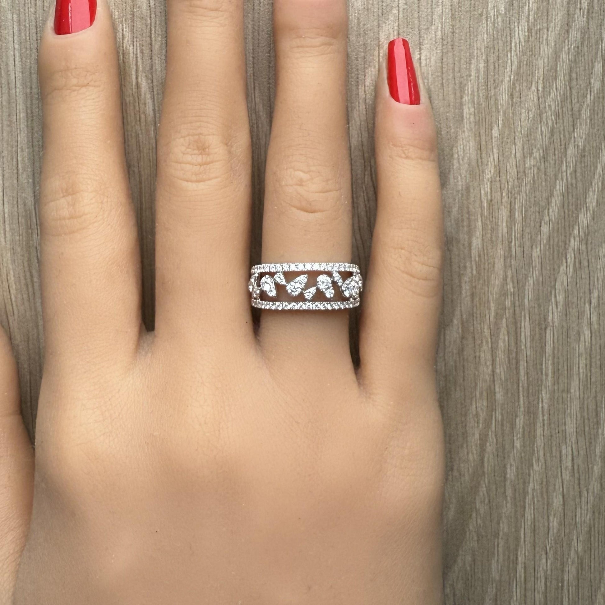 Natural White Round Diamond 0.77 Carat TW Gold Ring