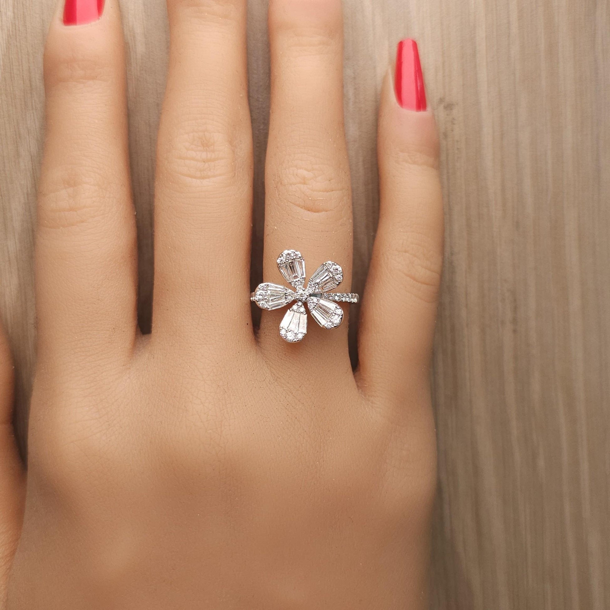 Natural White Trapezoid Diamond 1.00 Carat TW White Gold Cocktail Ring