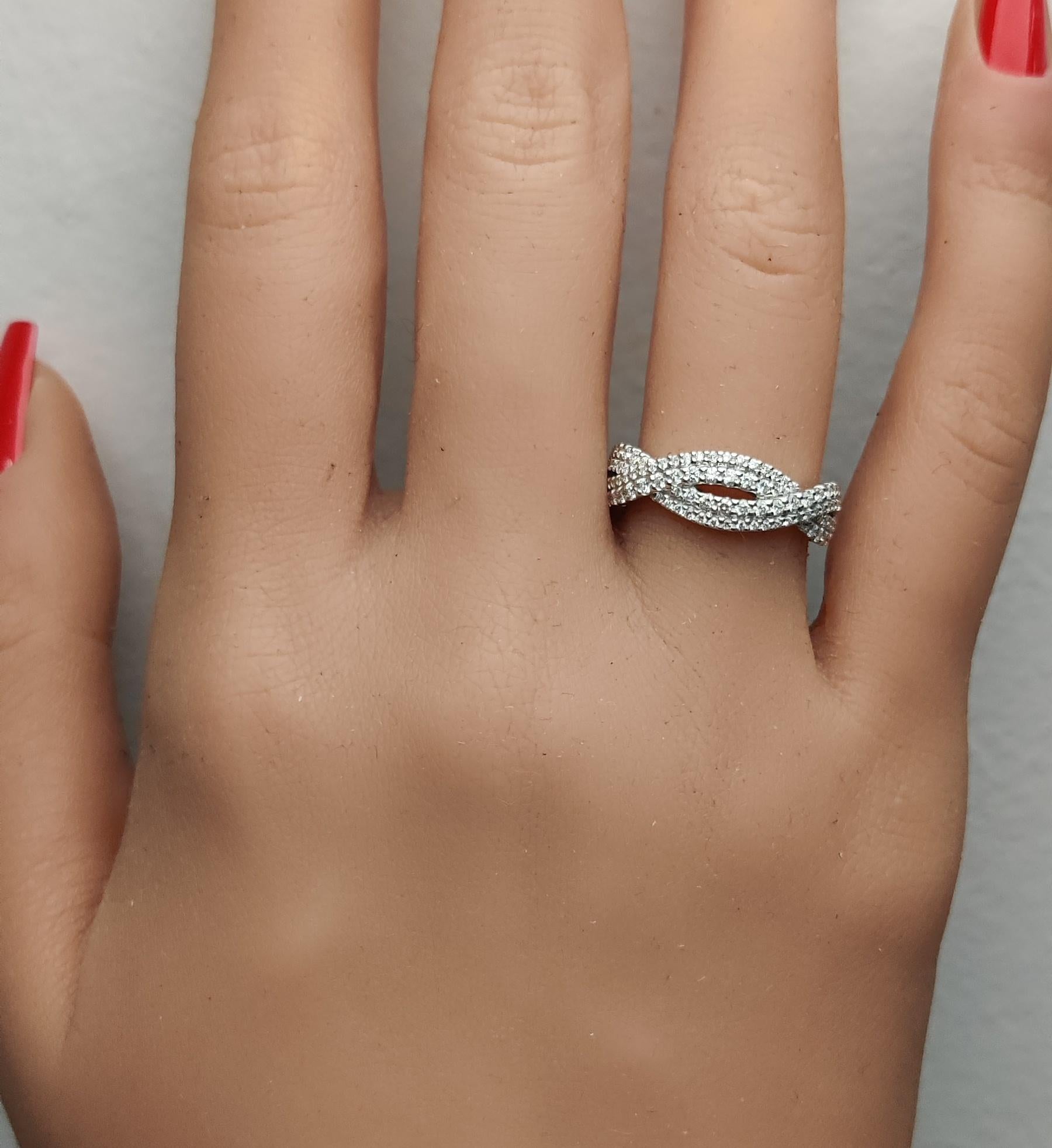 Natural White Round Diamond 0.53 Carat TW White Gold Cocktail Band