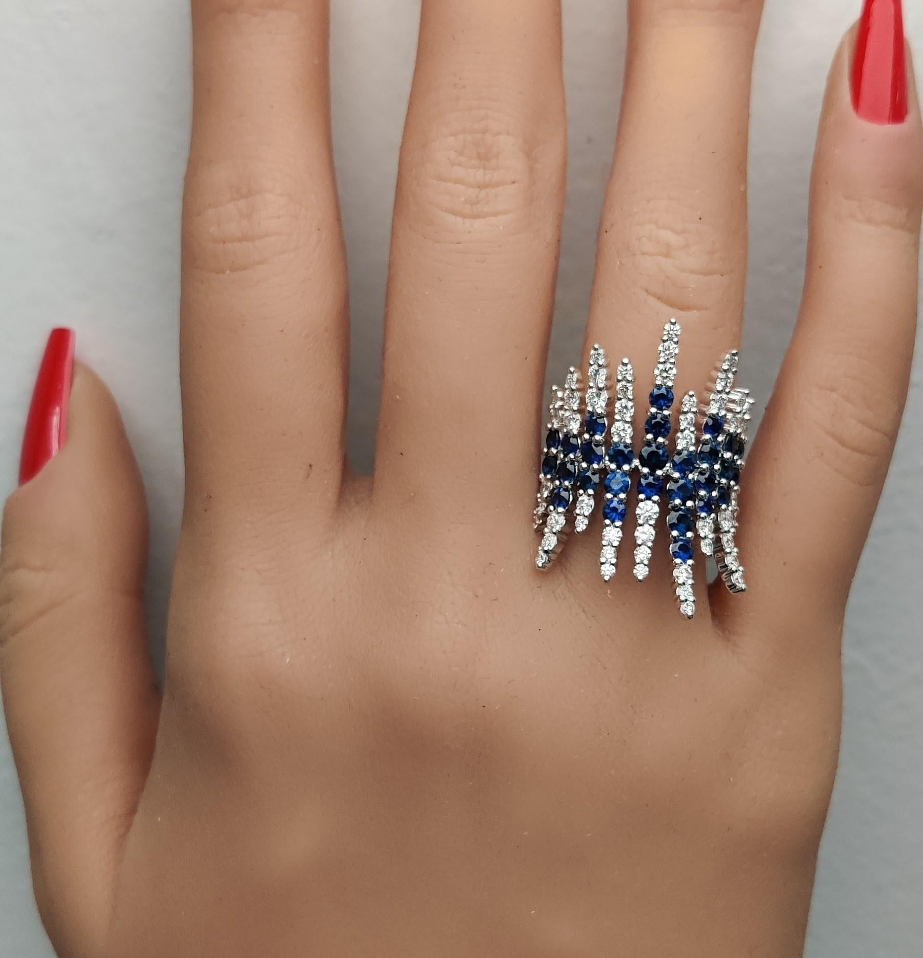 Natural Blue Round Sapphire and White Diamond 3.55 Carat TW Gold Cocktail Ring
