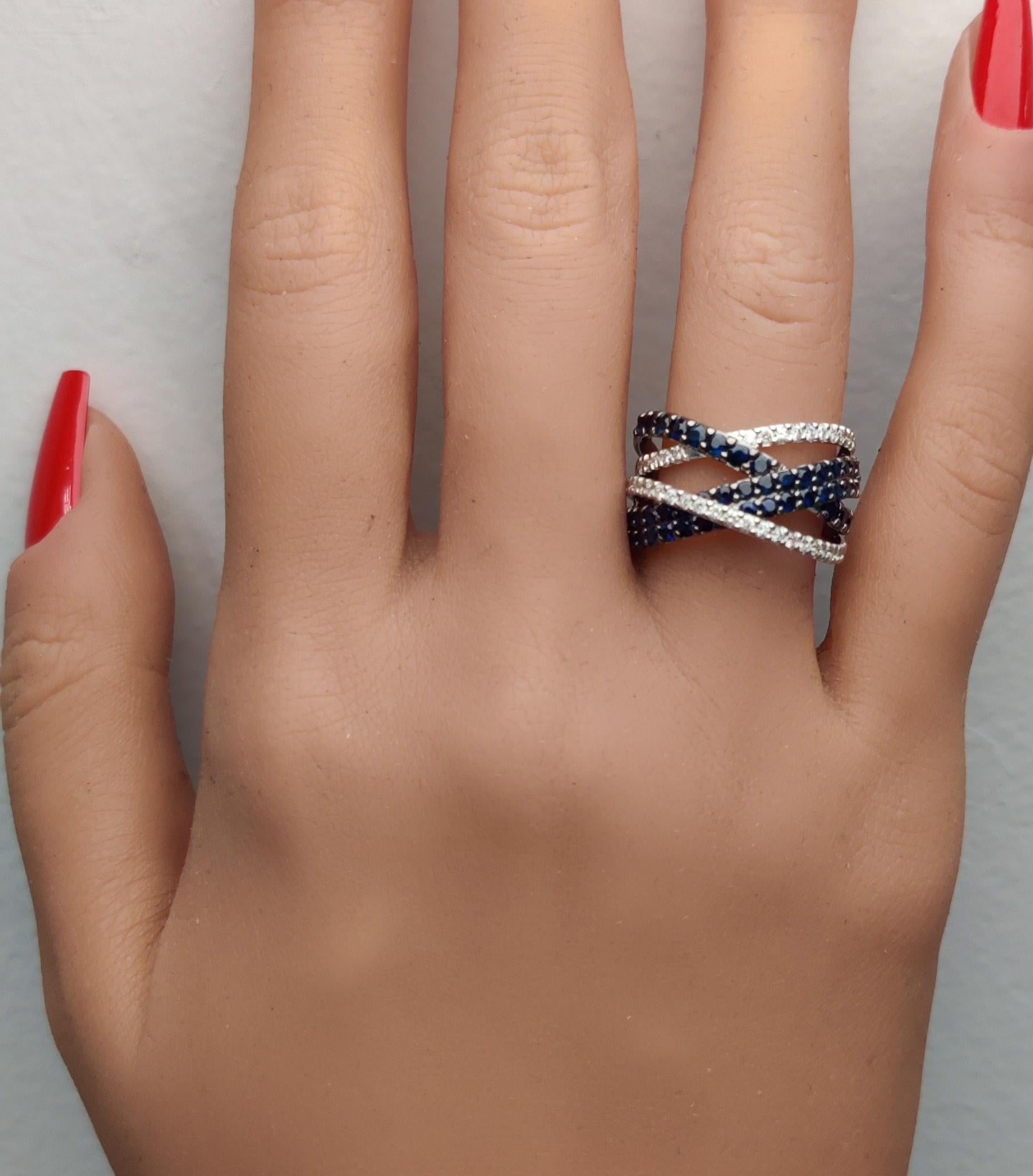 Natural Blue Round Sapphire and White Diamond 2.10 Carat TW Gold Cocktail Ring