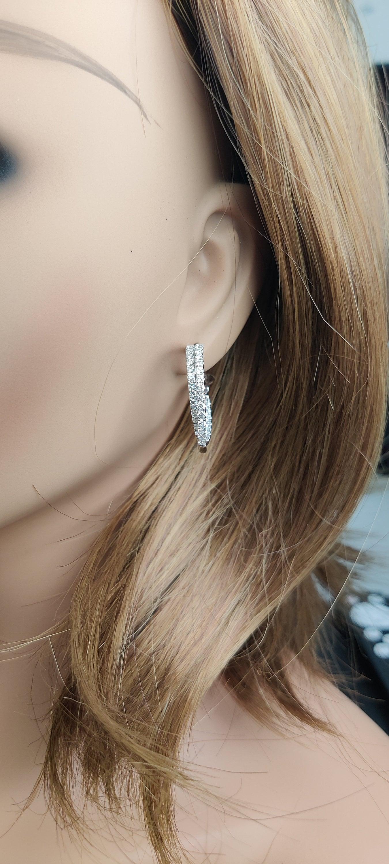 Natural White Round Diamond 2.61 Carat TW White Gold Hoop Earrings