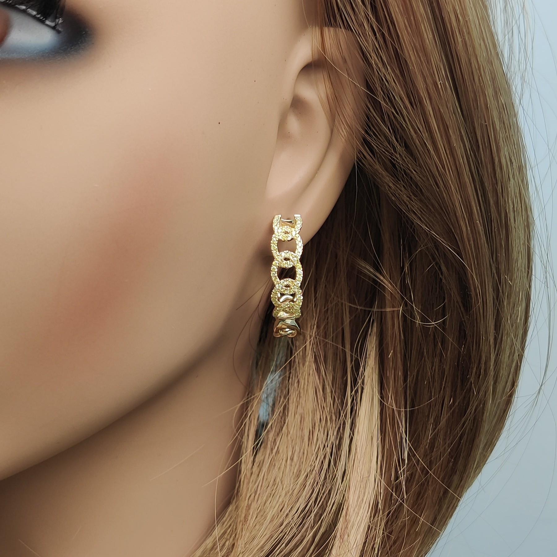 Natural Yellow Round Diamond 0.63 Carat TW Yellow Gold Hoop Earrings