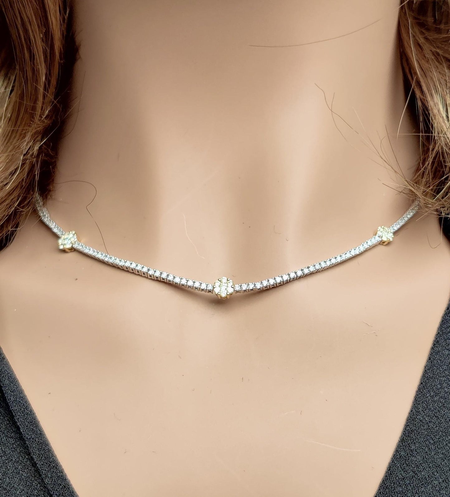 Natural Yellow Round Diamond 4.66 Carat TW Gold Drop Necklace