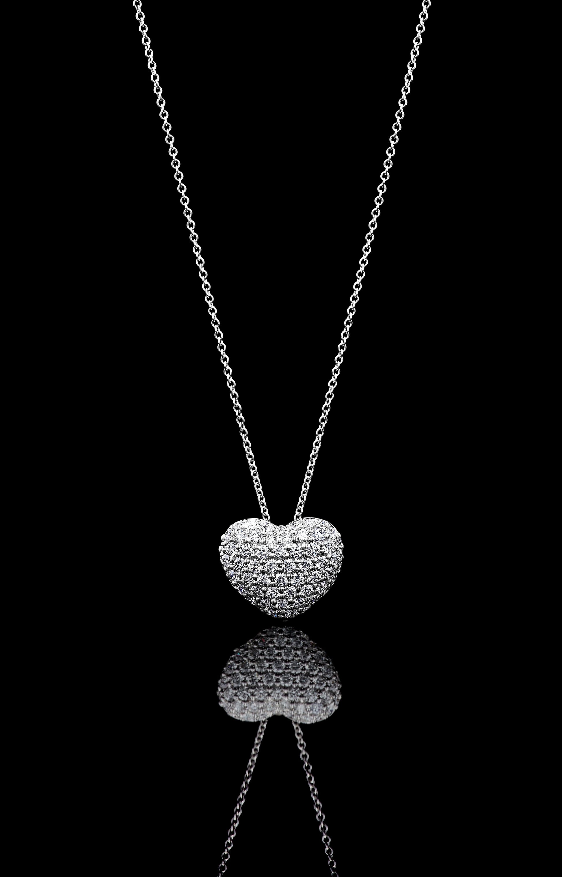 Natural White Round Diamond 1.08 Carat TW White Gold Drop Pendant