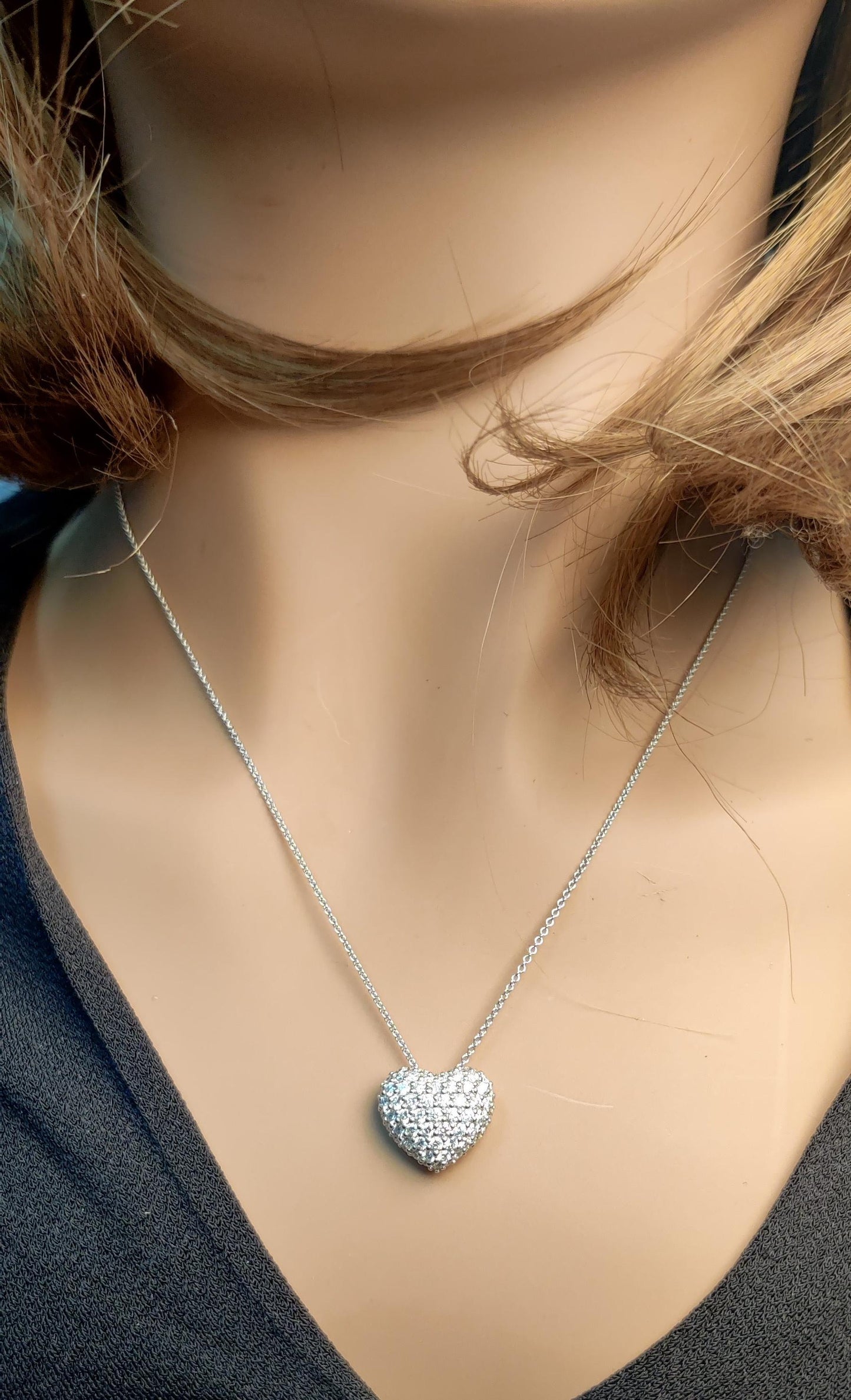 Natural White Round Diamond 1.08 Carat TW White Gold Drop Pendant