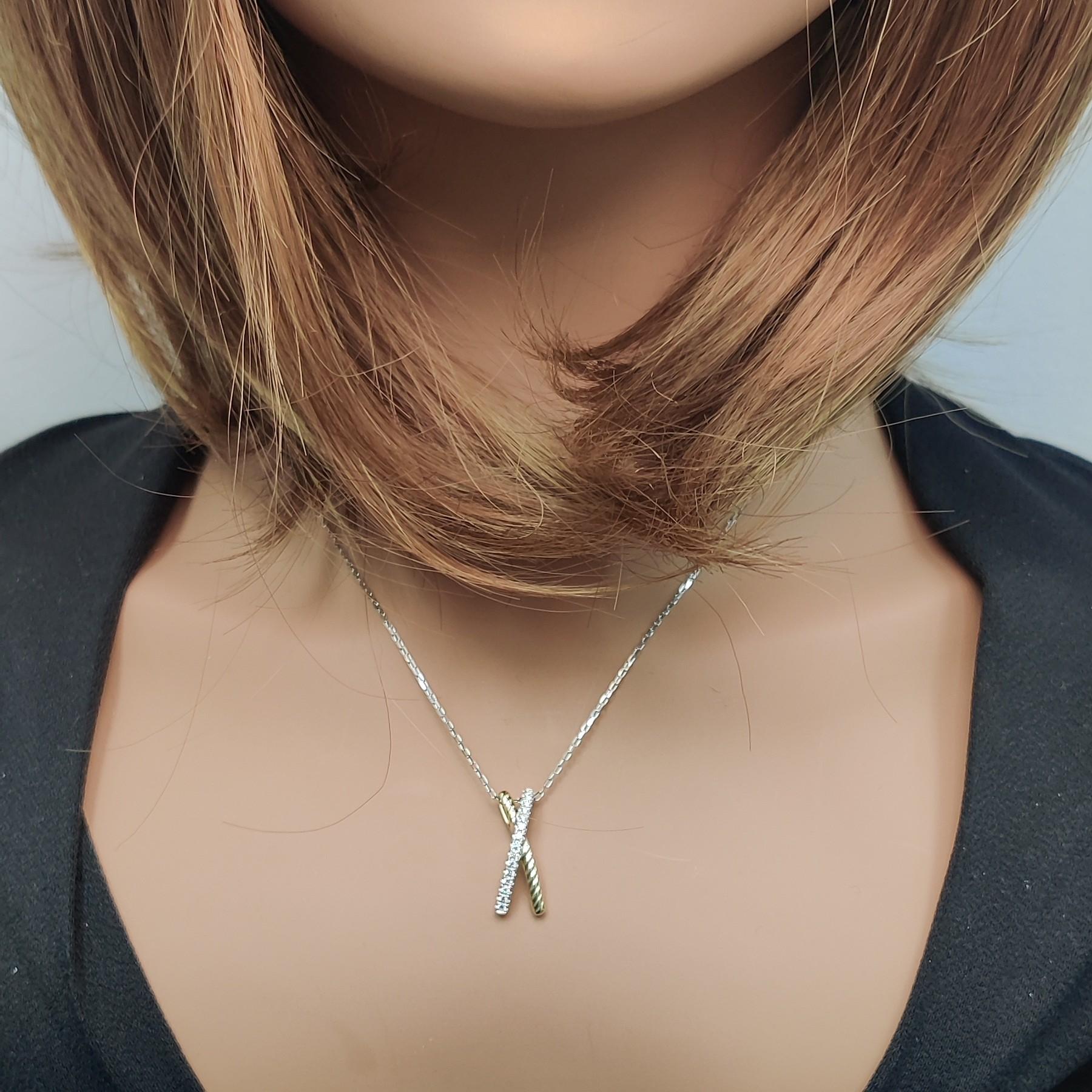 Natural White Round Diamond 0.17 Carat TW White Gold Drop Pendant
