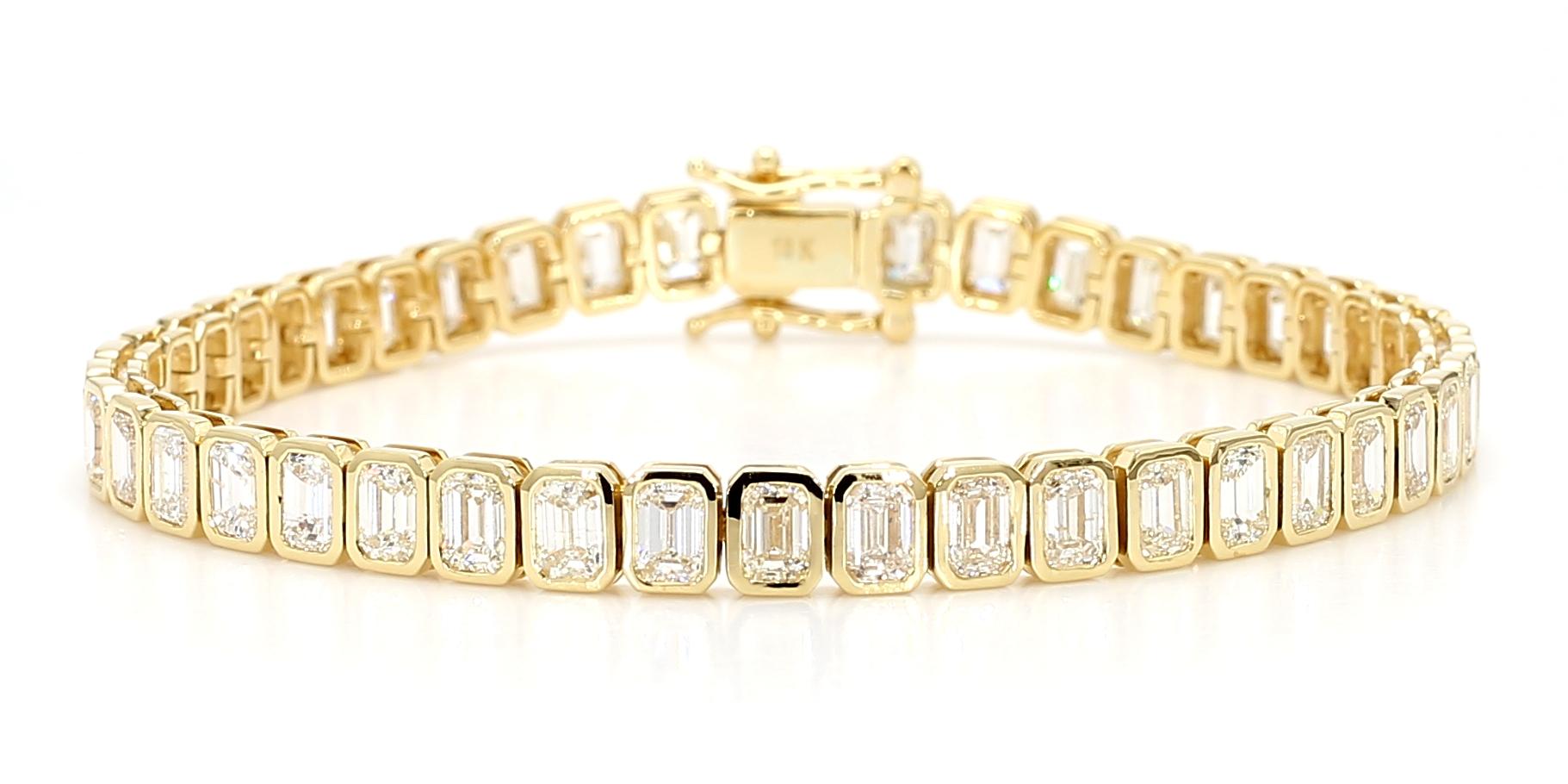 Natural White Emerald Diamond 8.50 Carat TW Yellow Gold Tennis Bracelet