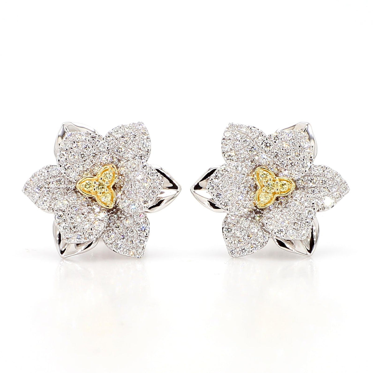 Natural Yellow Round Diamond 0.90 Carat TW Gold Earrings