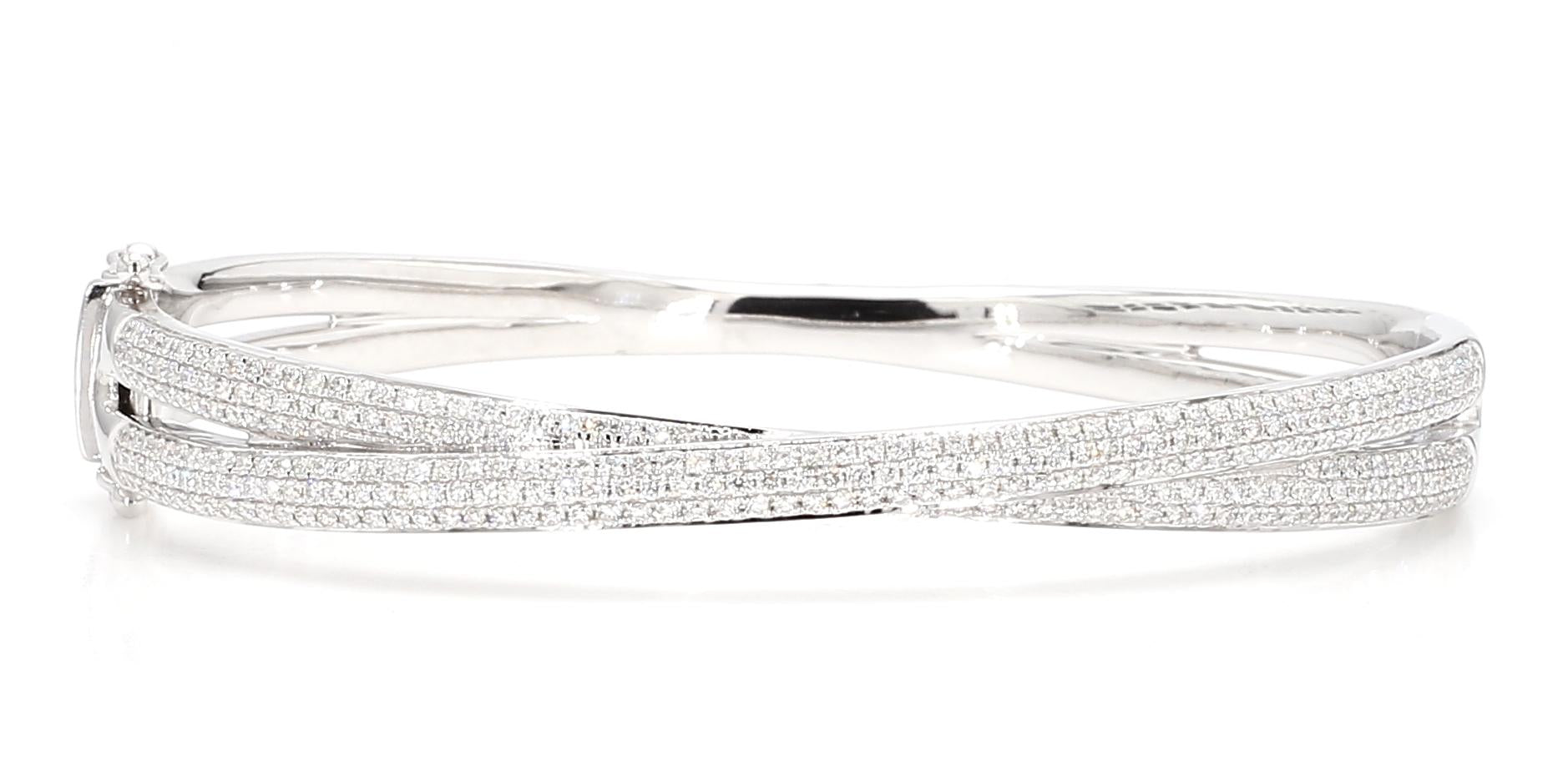 Natural White Round Diamond 1.55 Carat TW White Gold Cuff Bracelet