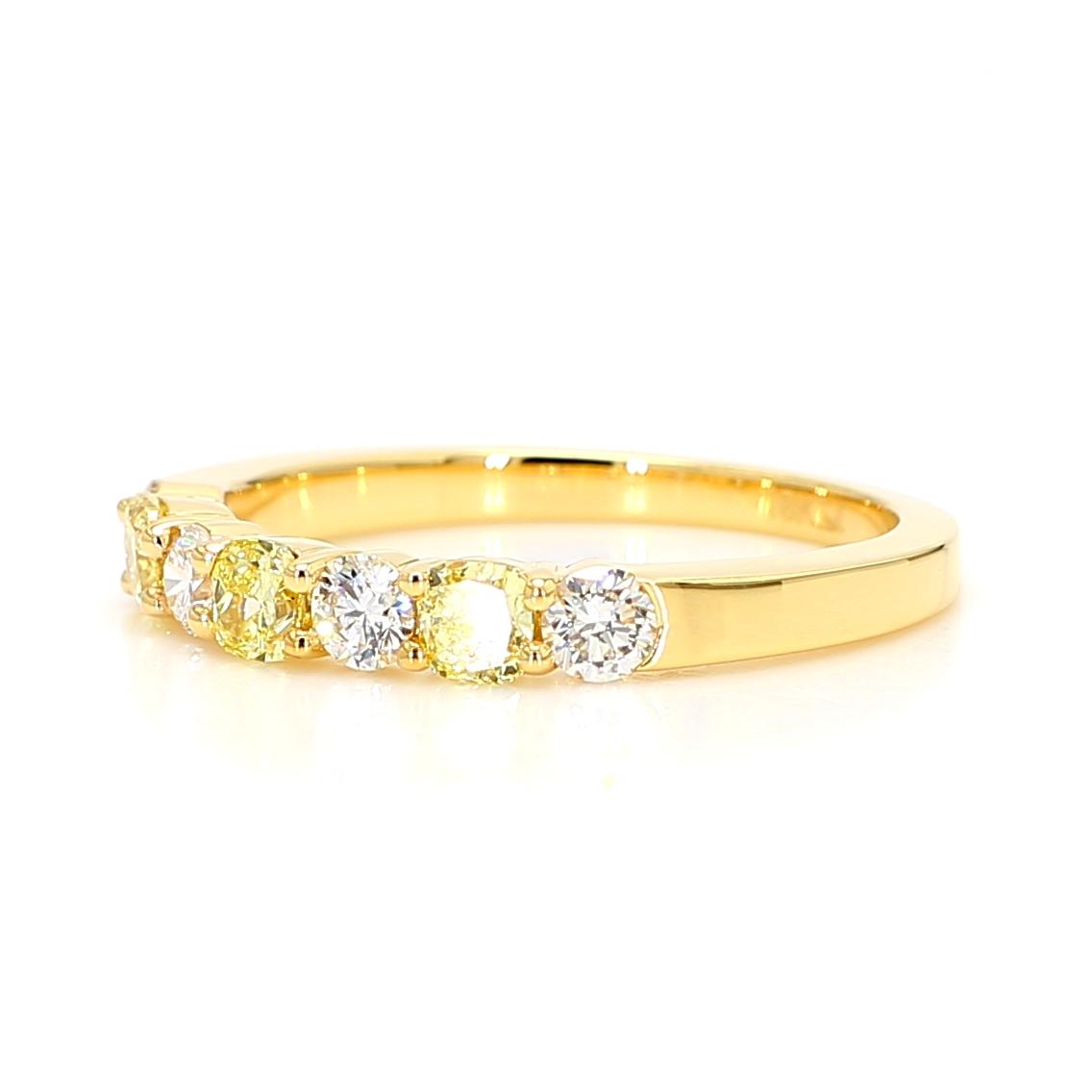 Natural Yellow Cushion Diamond 0.90 Carat TW Gold Cocktail Band