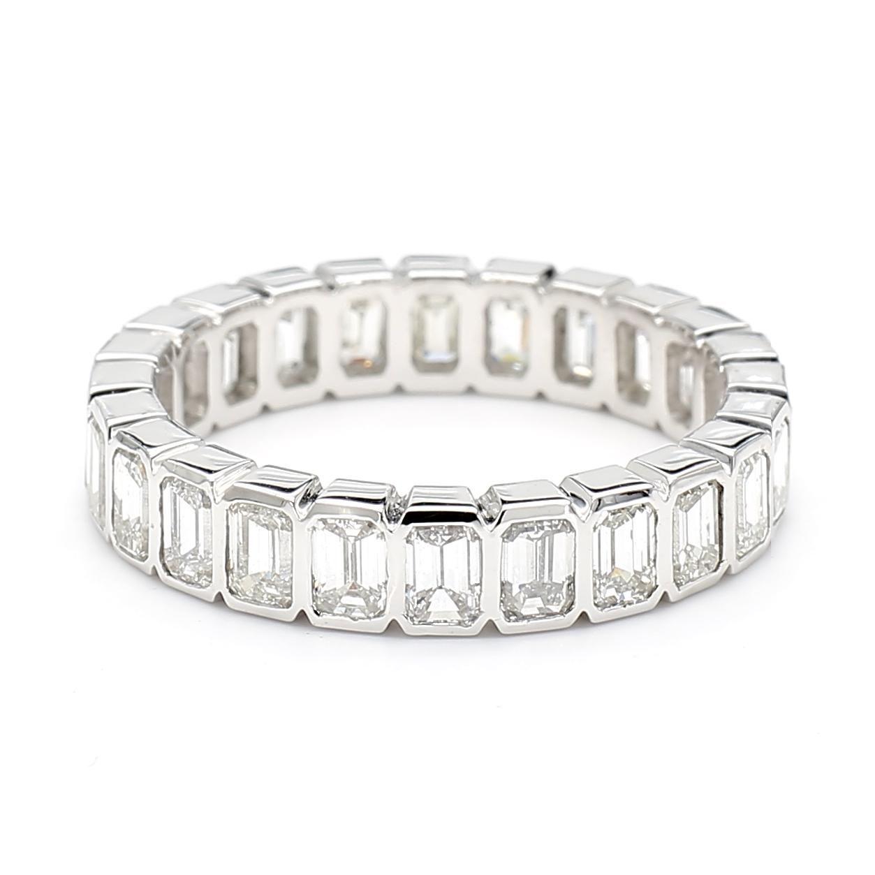 Natural White Emerald Diamond 3.31 Carat TW White Gold Cocktail Band