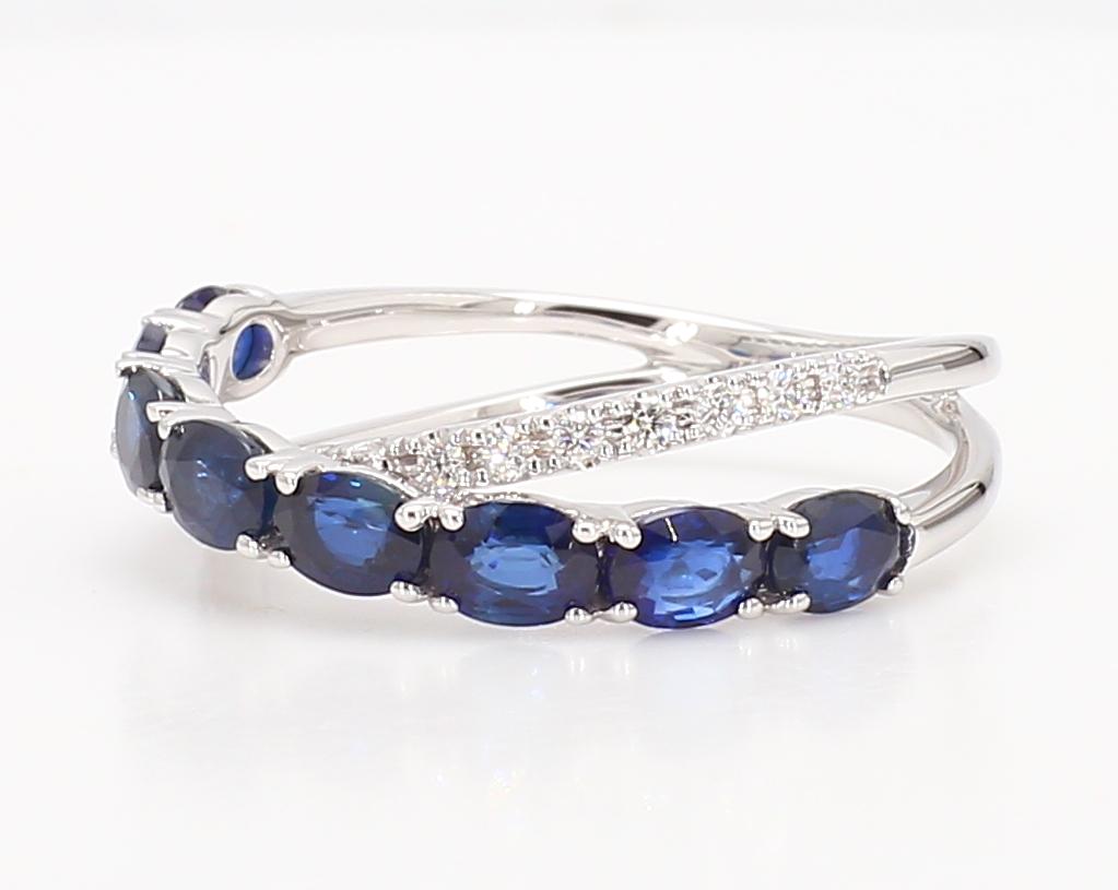 Natural Blue Oval Sapphire and White Diamond 1.39 Carat TW Gold Cocktail Band