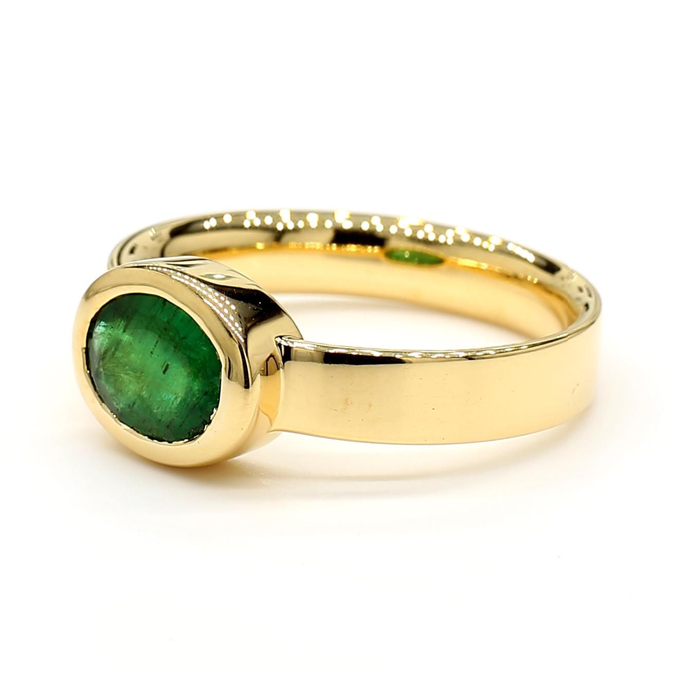 Natural Oval Emerald 1.01 Carat TW Yellow Gold Cocktail Ring